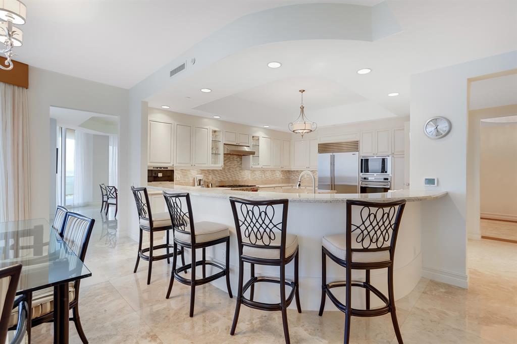 The Ritz-Carlton Residences - Residential