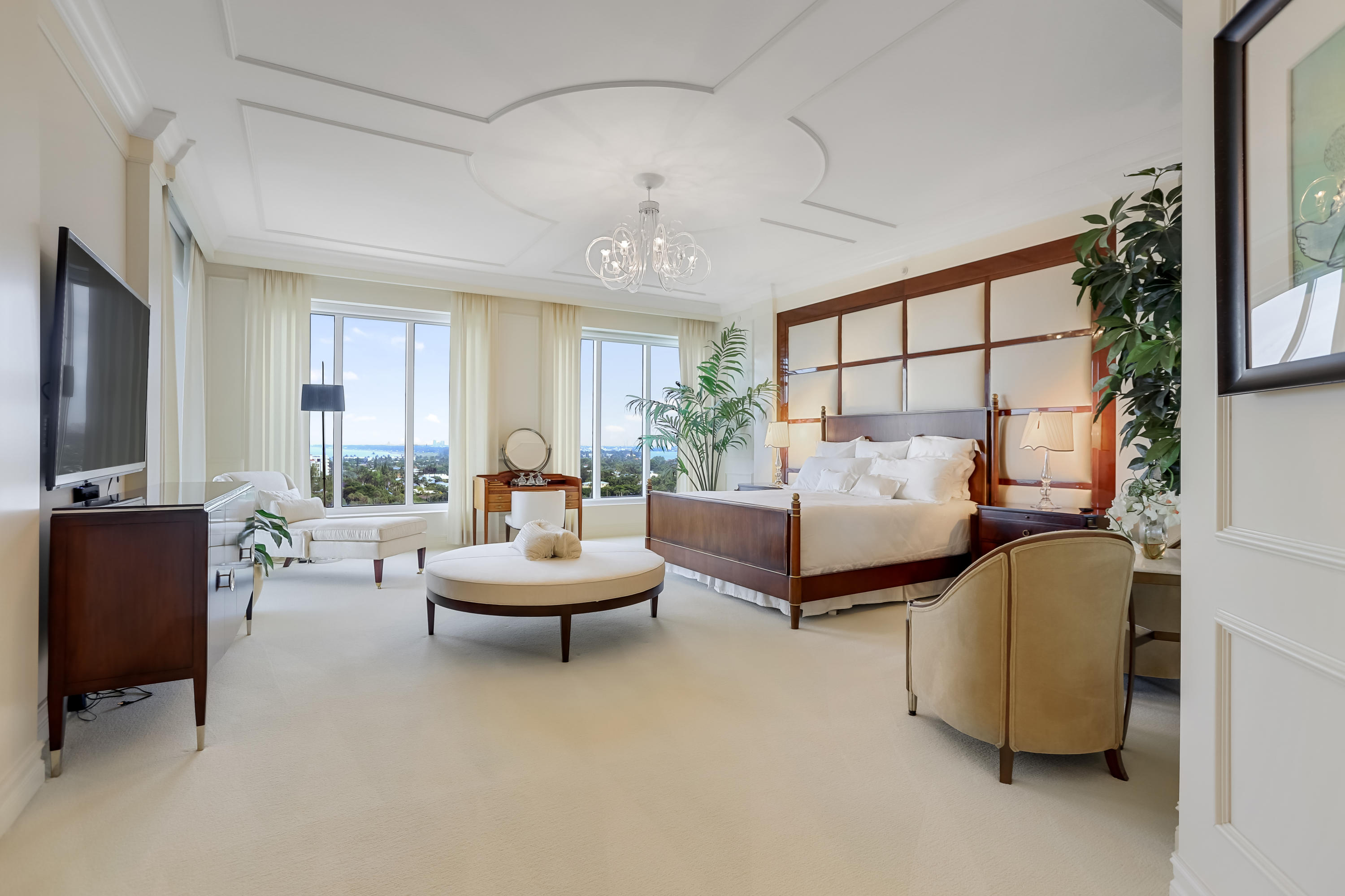 The Ritz-Carlton Residences - Residential