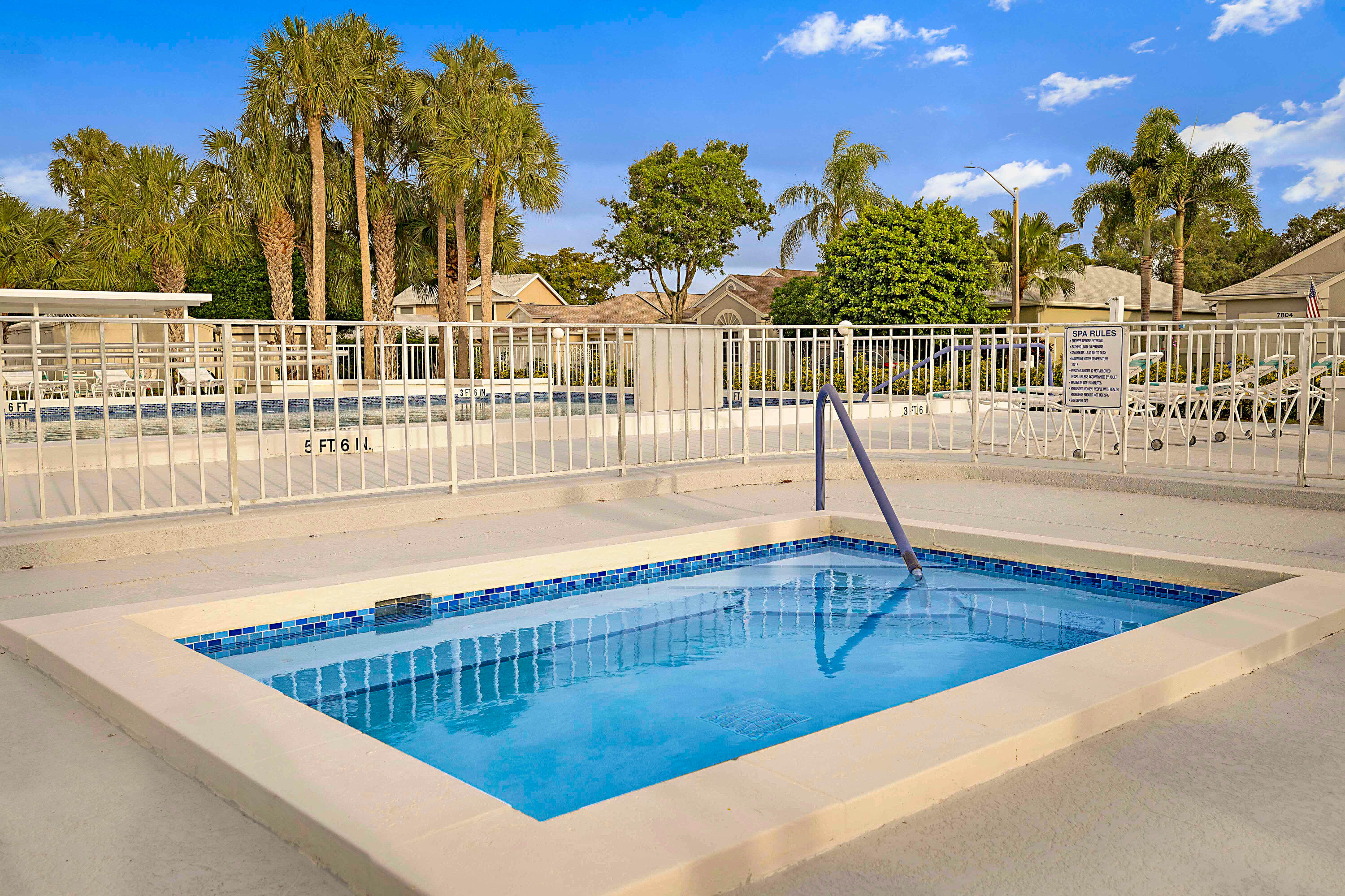 PINE RIDGE AT DELRAY BEACH - Residential
