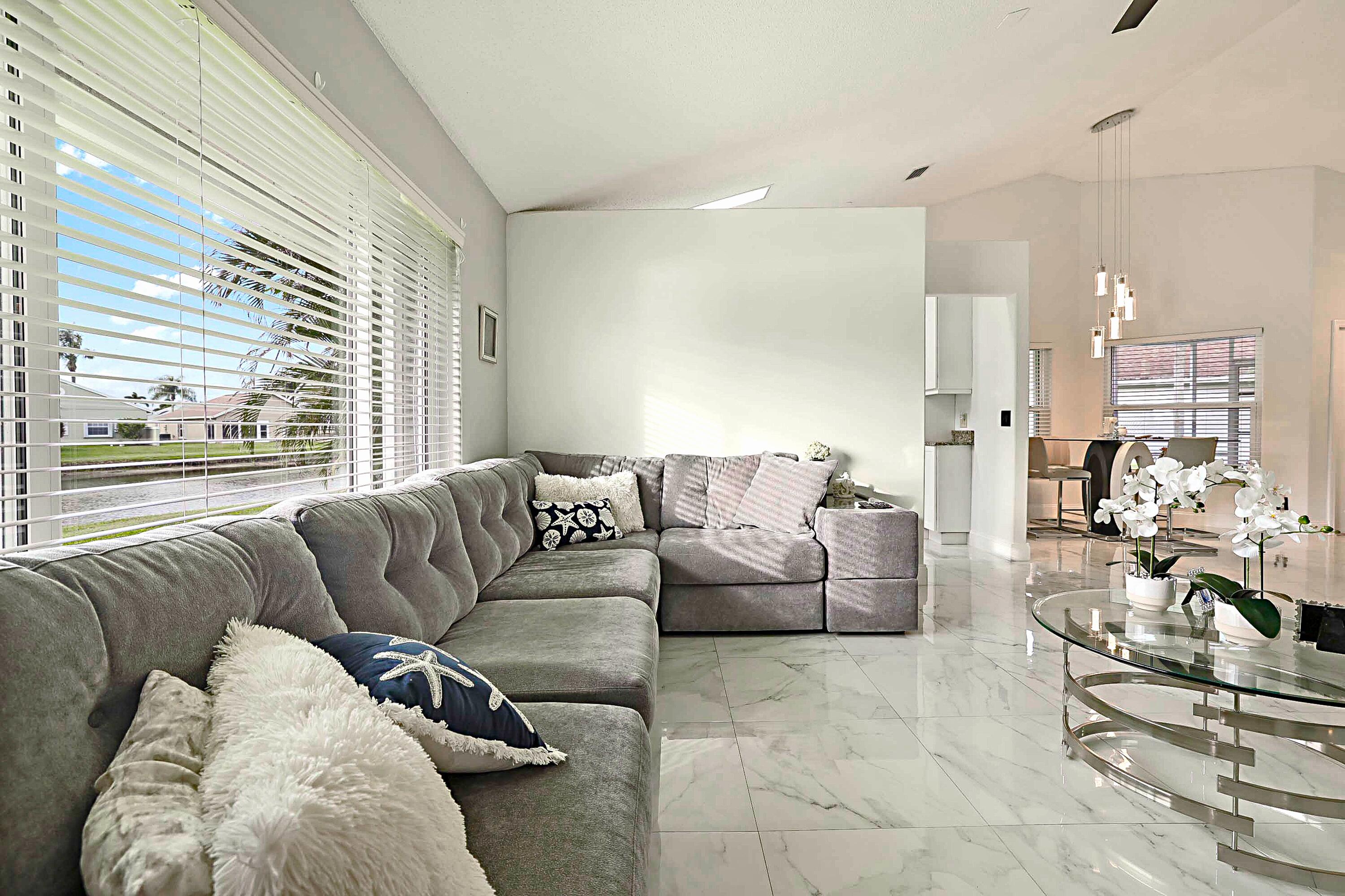 PINE RIDGE AT DELRAY BEACH - Residential