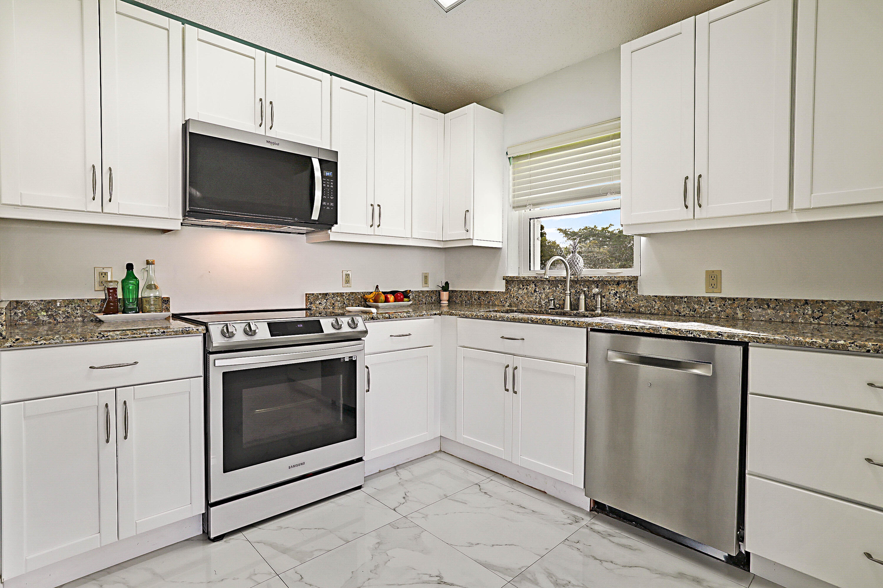 PINE RIDGE AT DELRAY BEACH - Residential