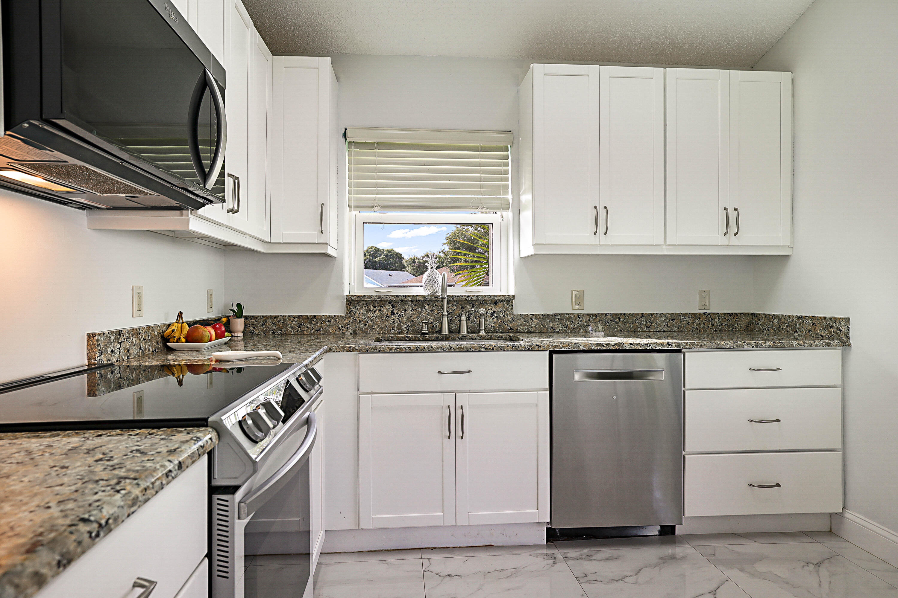 PINE RIDGE AT DELRAY BEACH - Residential