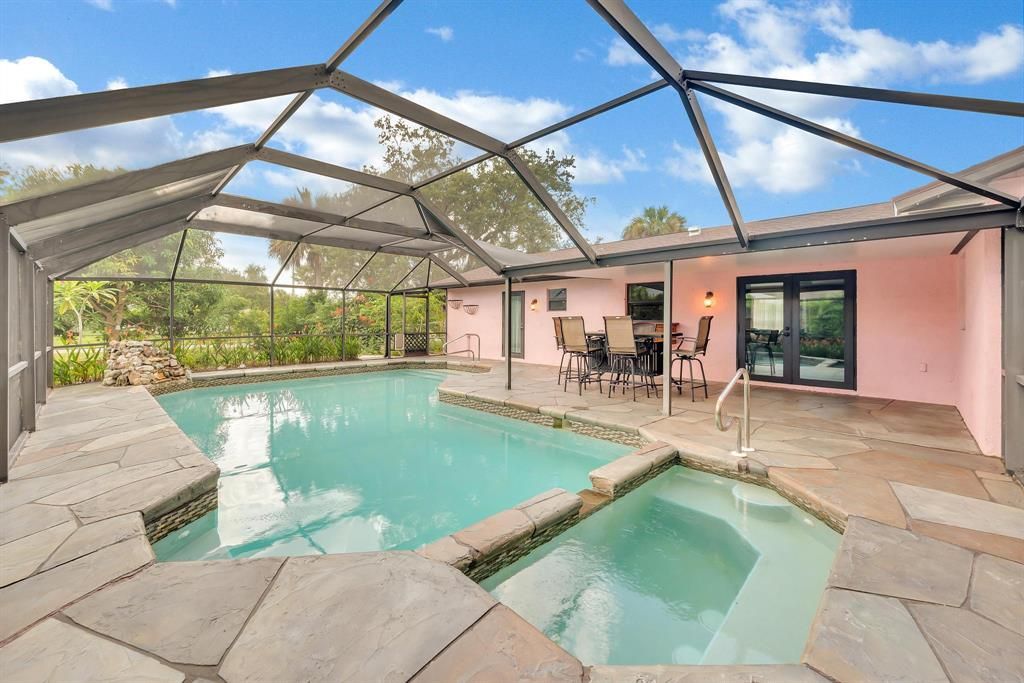 Photo of 6600 Woodsmere Way Way, Fort Pierce, FL 34951 (MLS # R10827977)