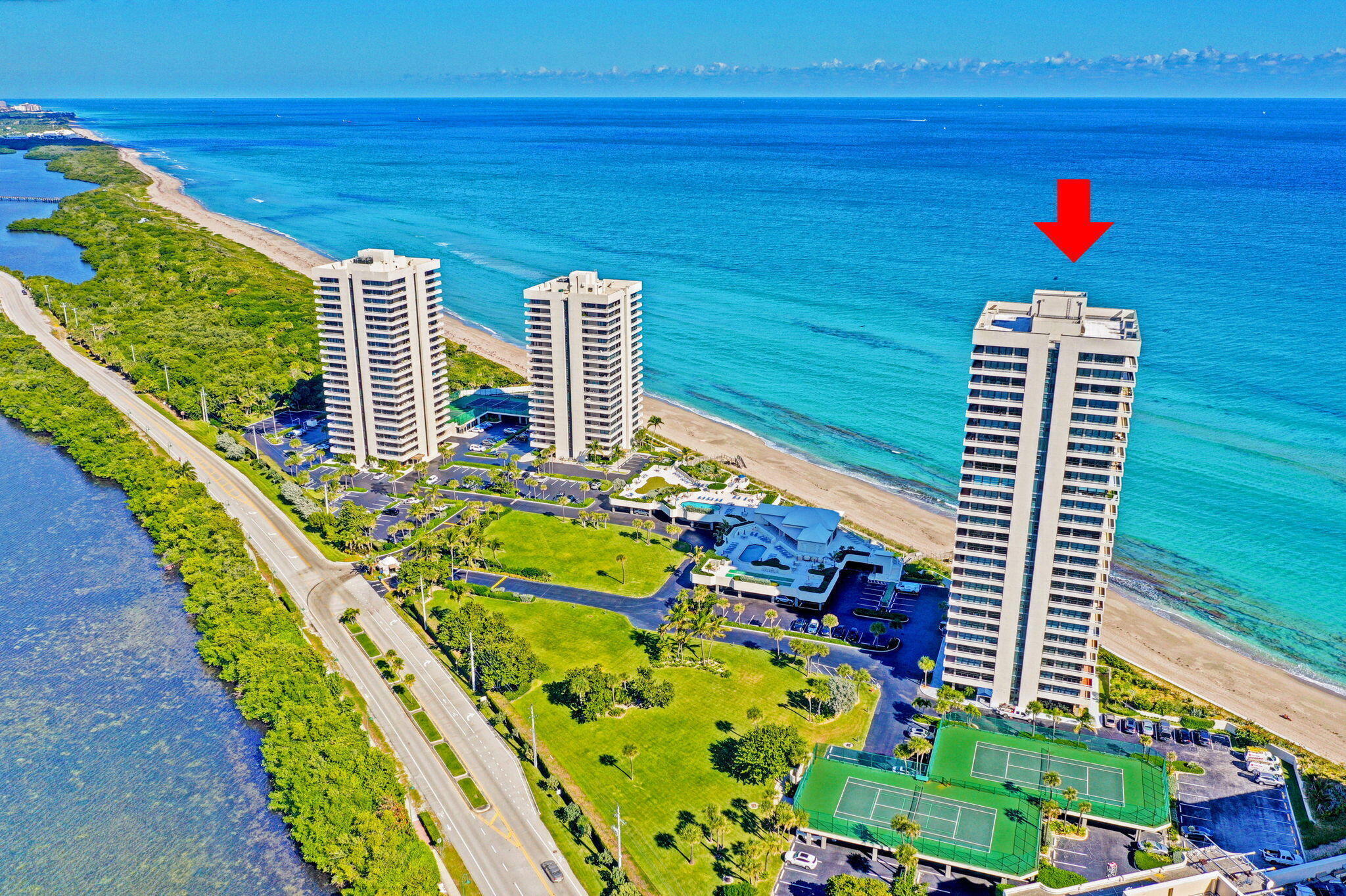 WATER GLADES CONDO - Residential Lease