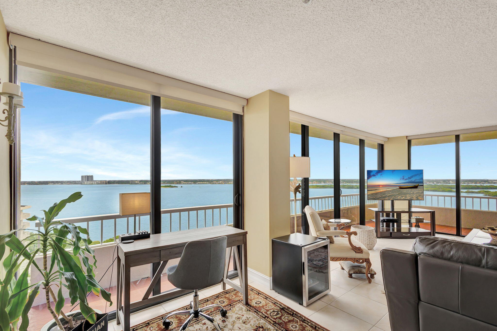 WATER GLADES CONDO - Residential Lease
