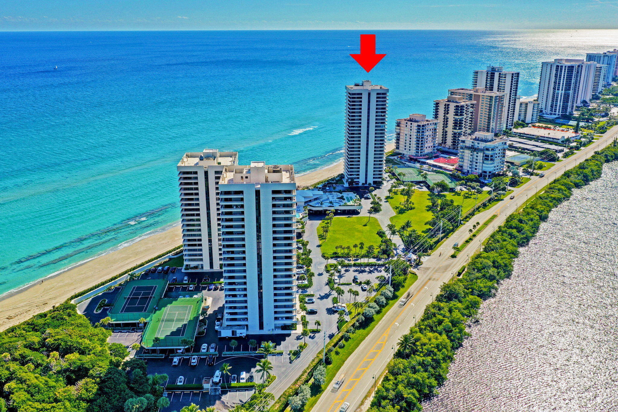 WATER GLADES CONDO - Residential Lease