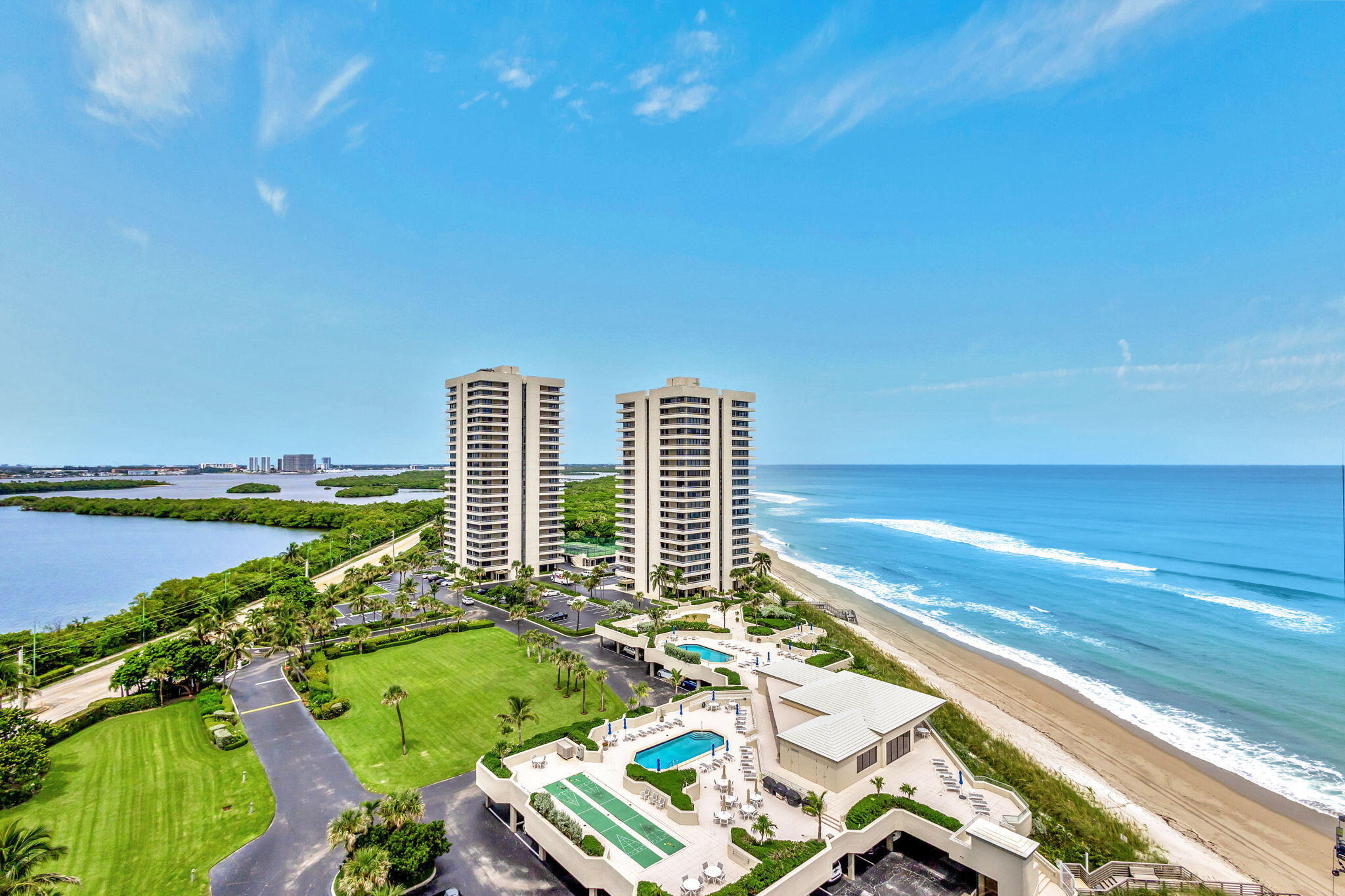 WATER GLADES CONDO - Residential Lease