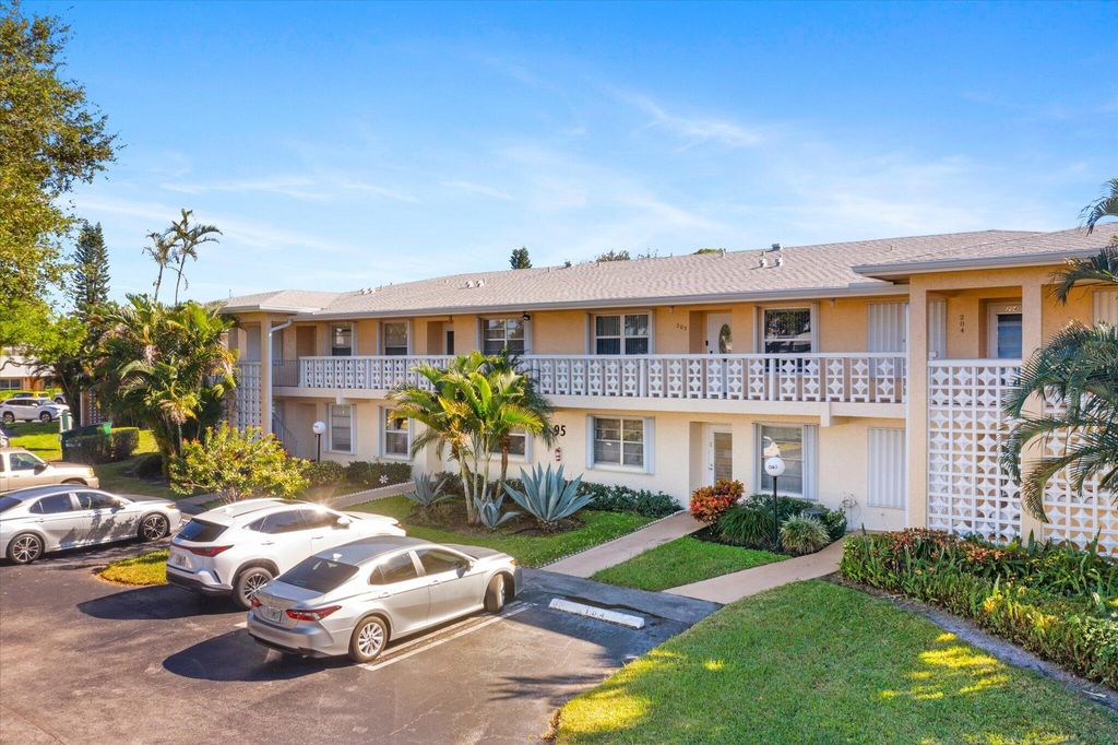 Photo of 1560 NW 18th Avenue #101, Delray Beach, FL 33445 (MLS # R11096973)