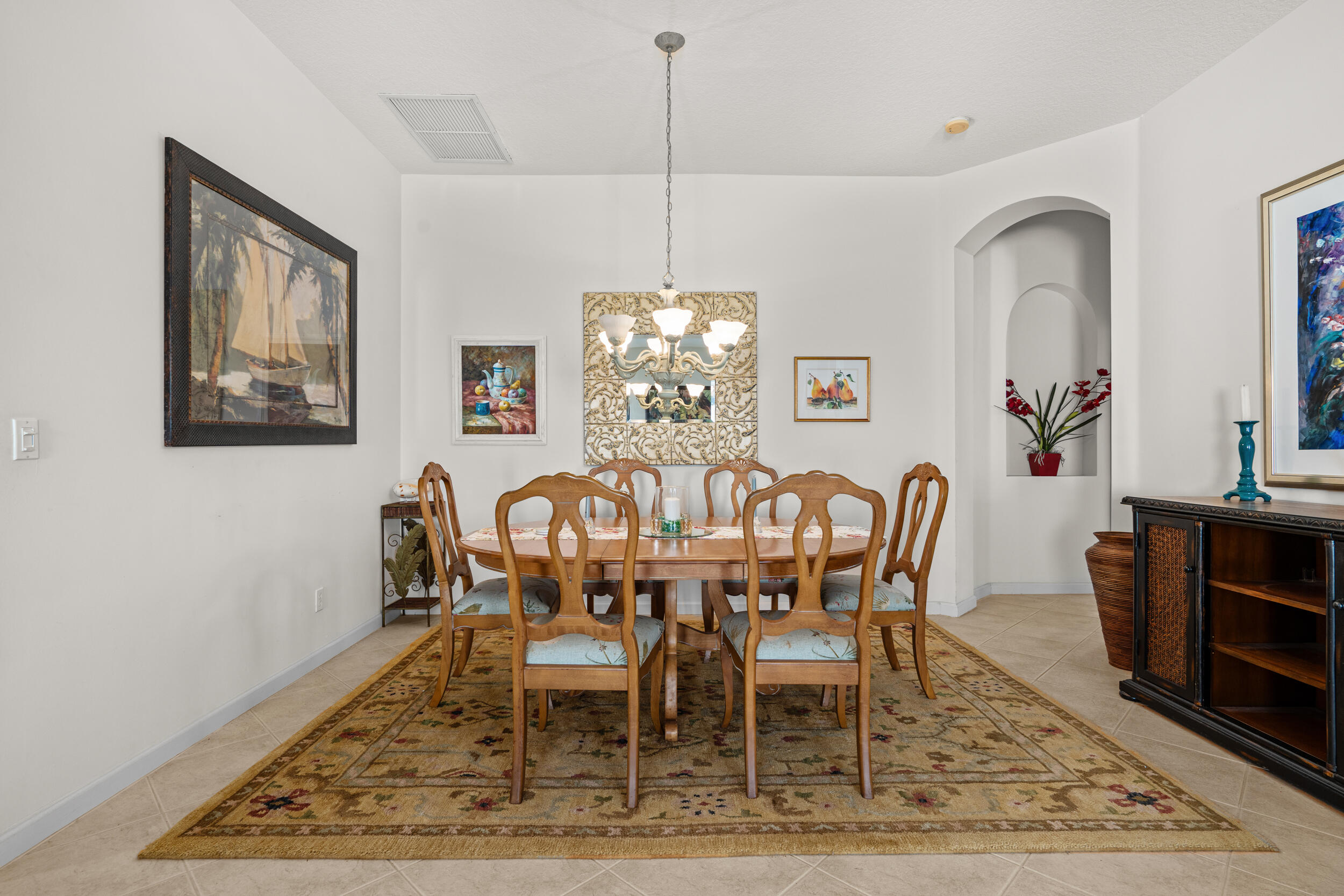 333 NW Springview Loop