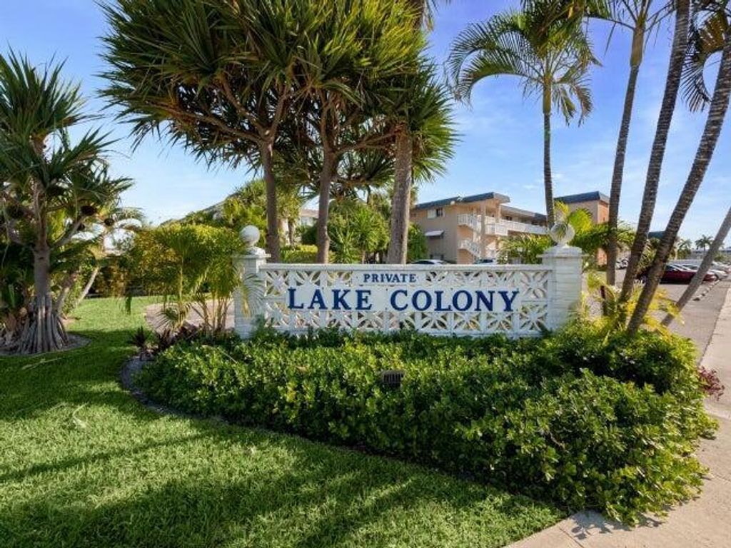 Photo of 131 Doolen Court #302, North Palm Beach, FL 33408 (MLS # R11060614)