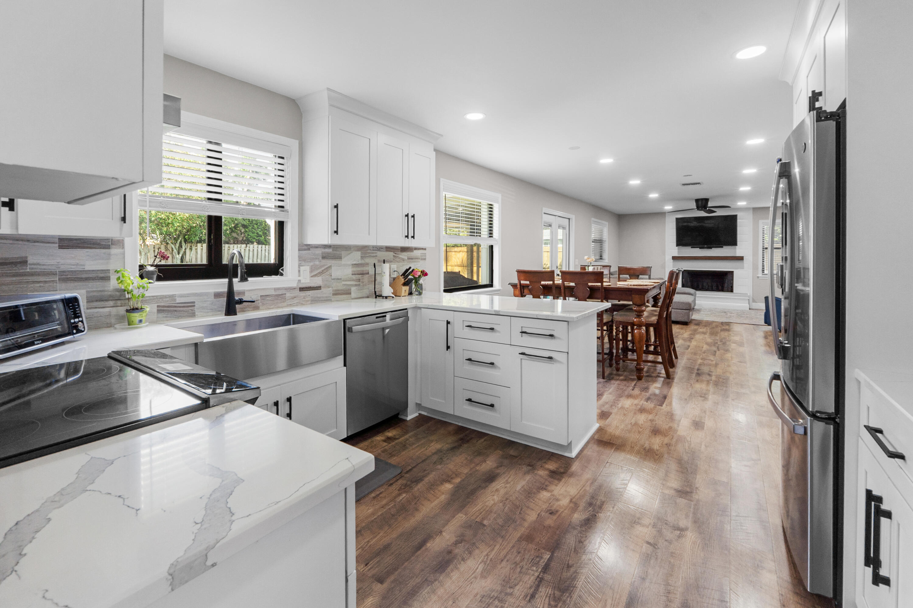 SUGAR POND MANOR OF WELLINGTON - Residential