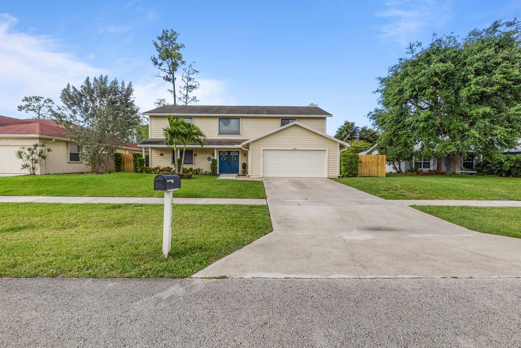 Photo of 14364 Larkspur Lane, Wellington, FL 33414 (MLS # B26014199)