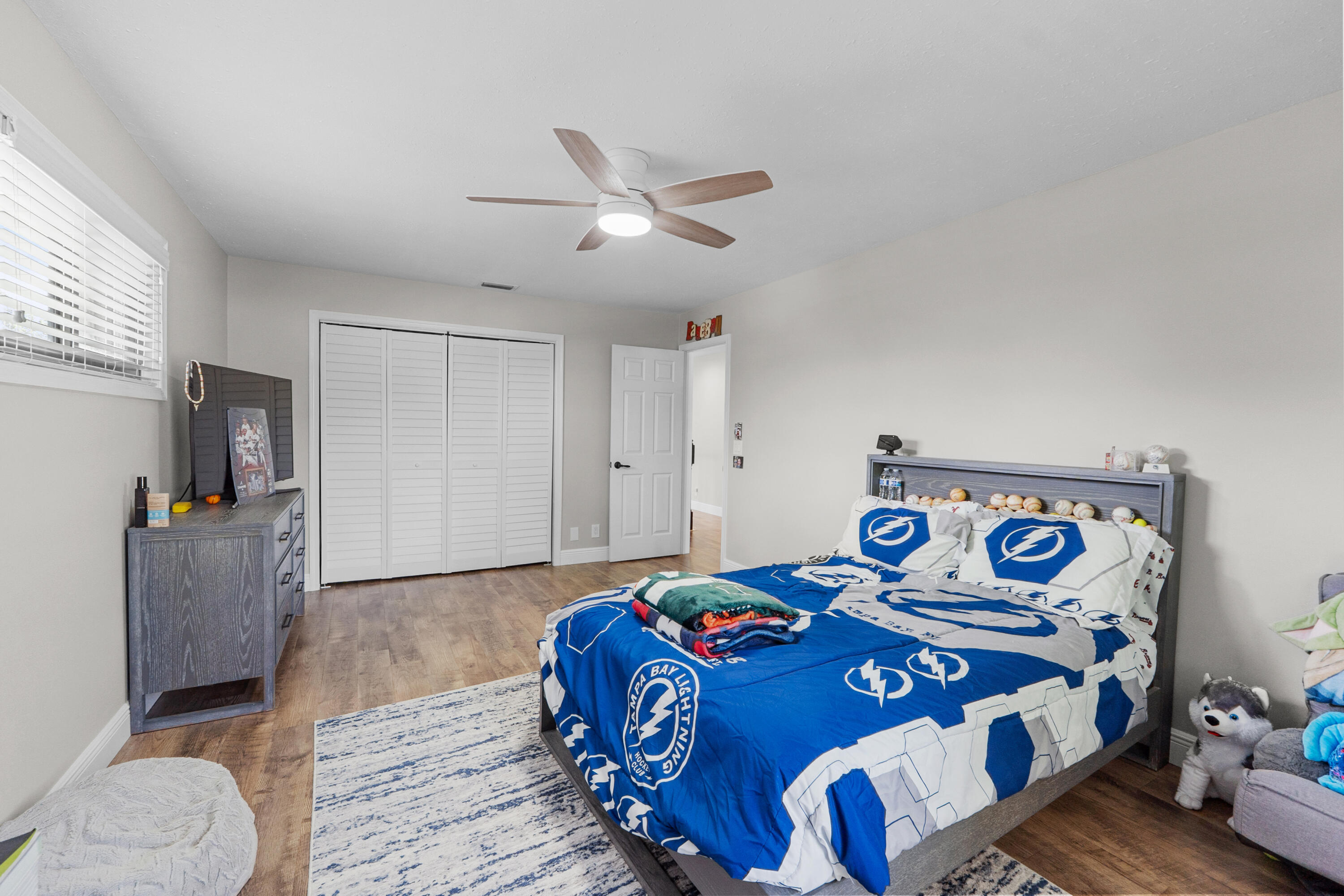 SUGAR POND MANOR OF WELLINGTON - Residential