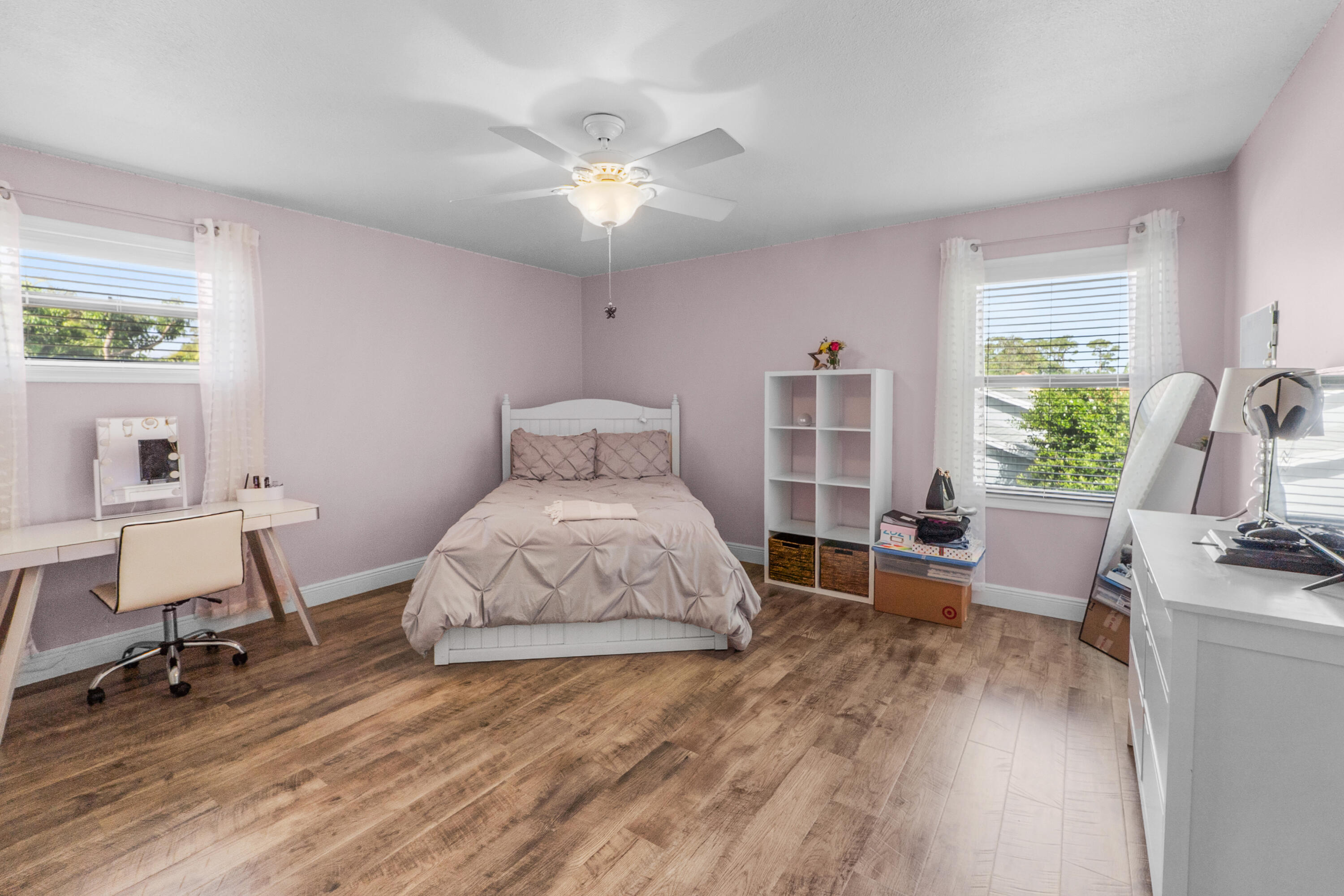 SUGAR POND MANOR OF WELLINGTON - Residential