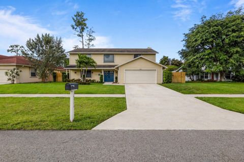 Tiny photo for 14364 Larkspur Lane, Wellington, FL 33414 (MLS # B26014199)