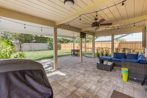 Tiny photo for 14364 Larkspur Lane, Wellington, FL 33414 (MLS # B26014199)