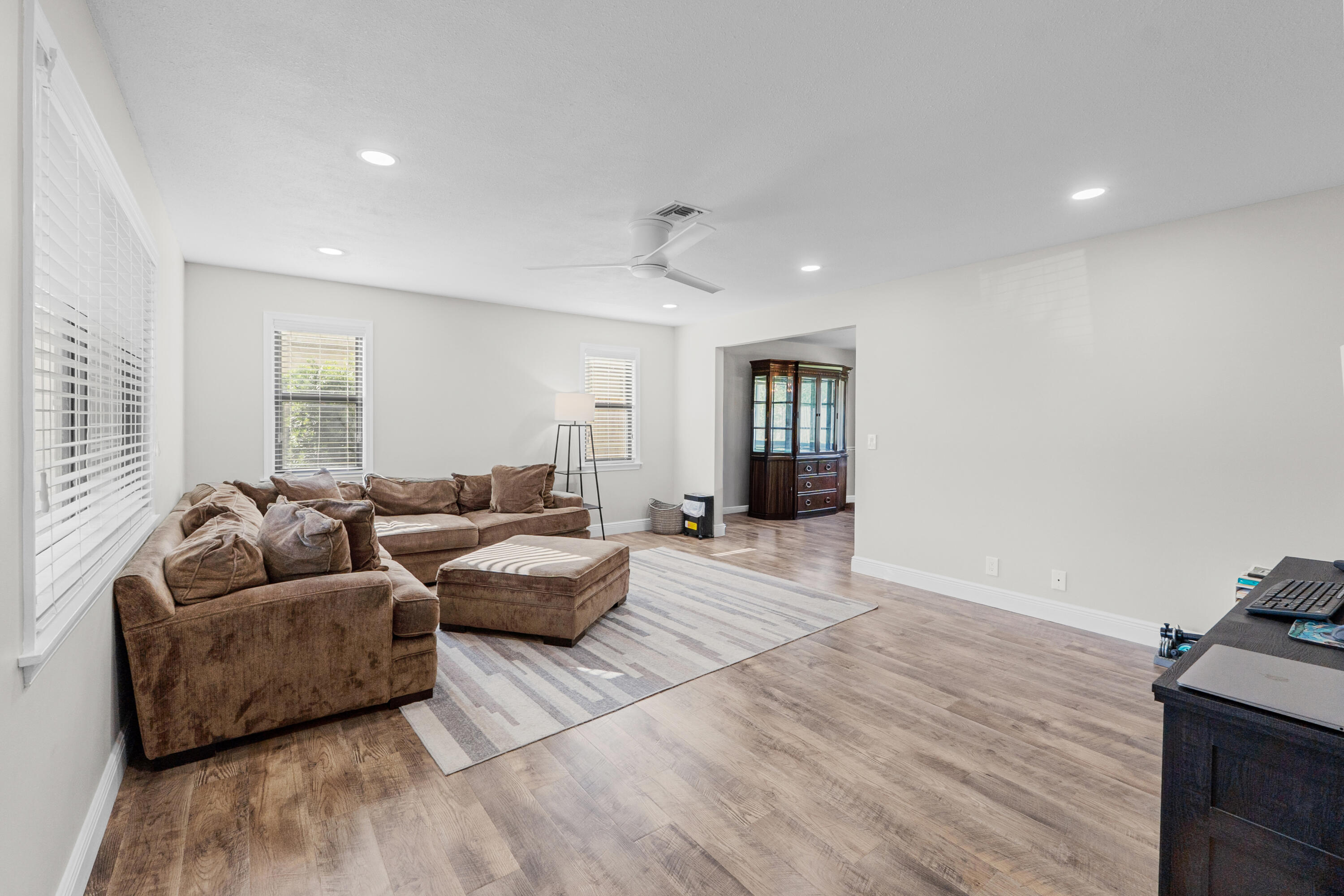 SUGAR POND MANOR OF WELLINGTON - Residential