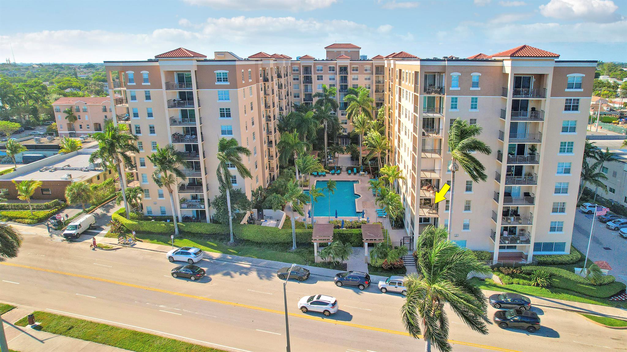 FLAGLER POINTE CONDOMINIU - Residential
