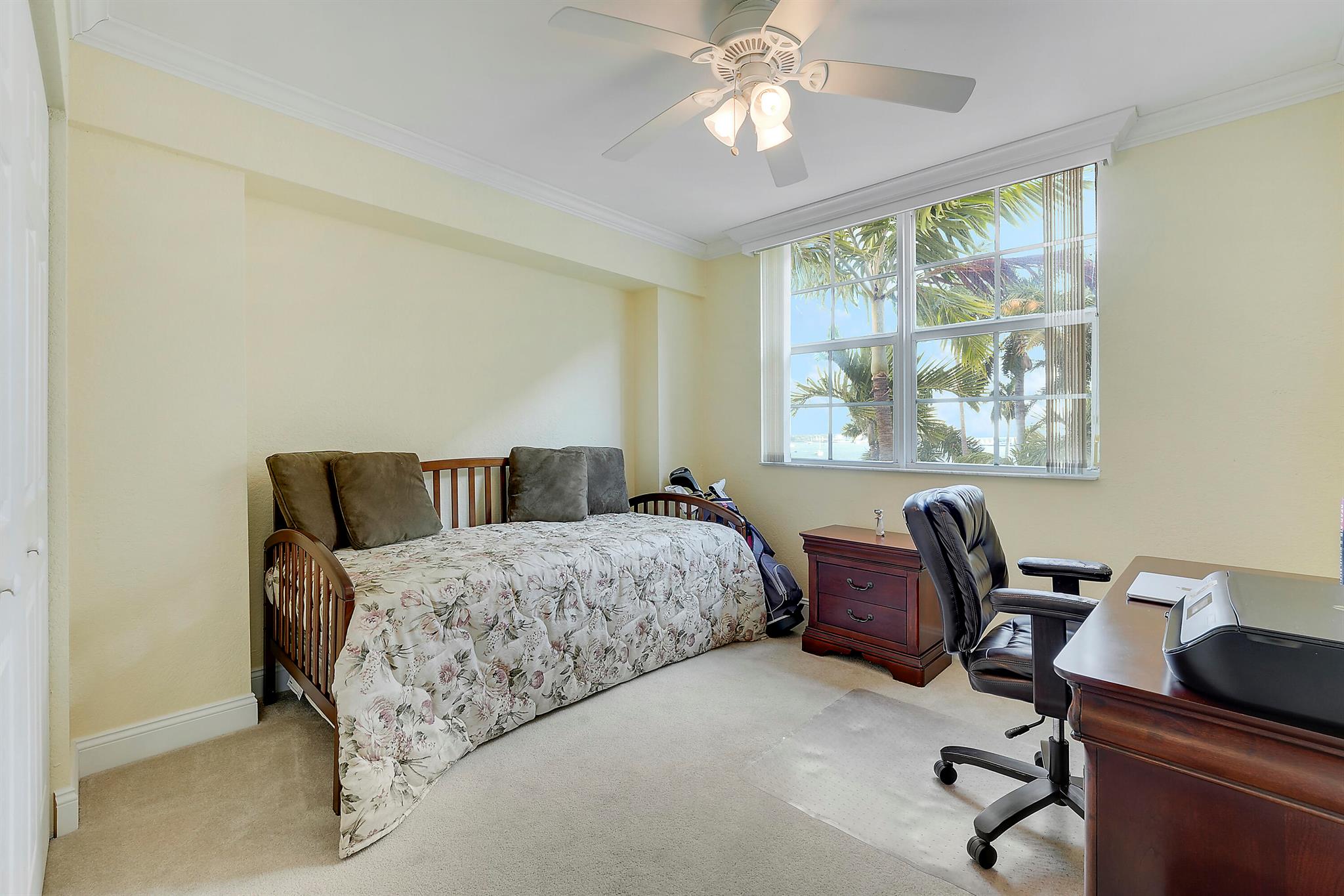 FLAGLER POINTE CONDOMINIU - Residential