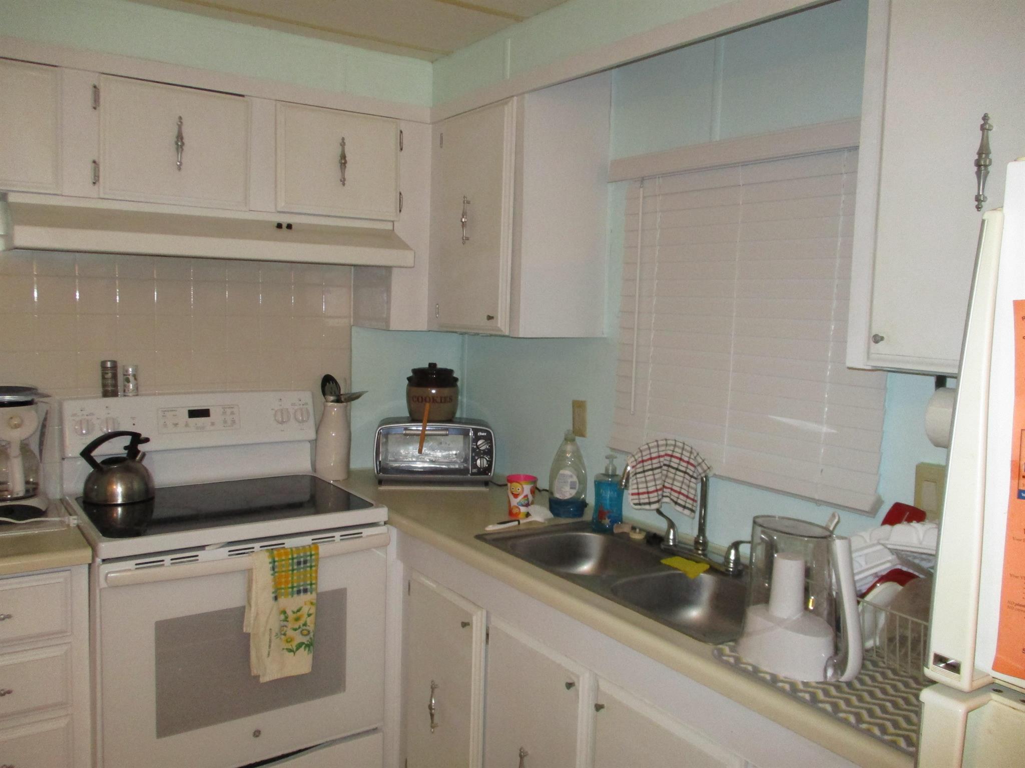 CAMBRIDGE AT HERITAGE RID - Residential Lease