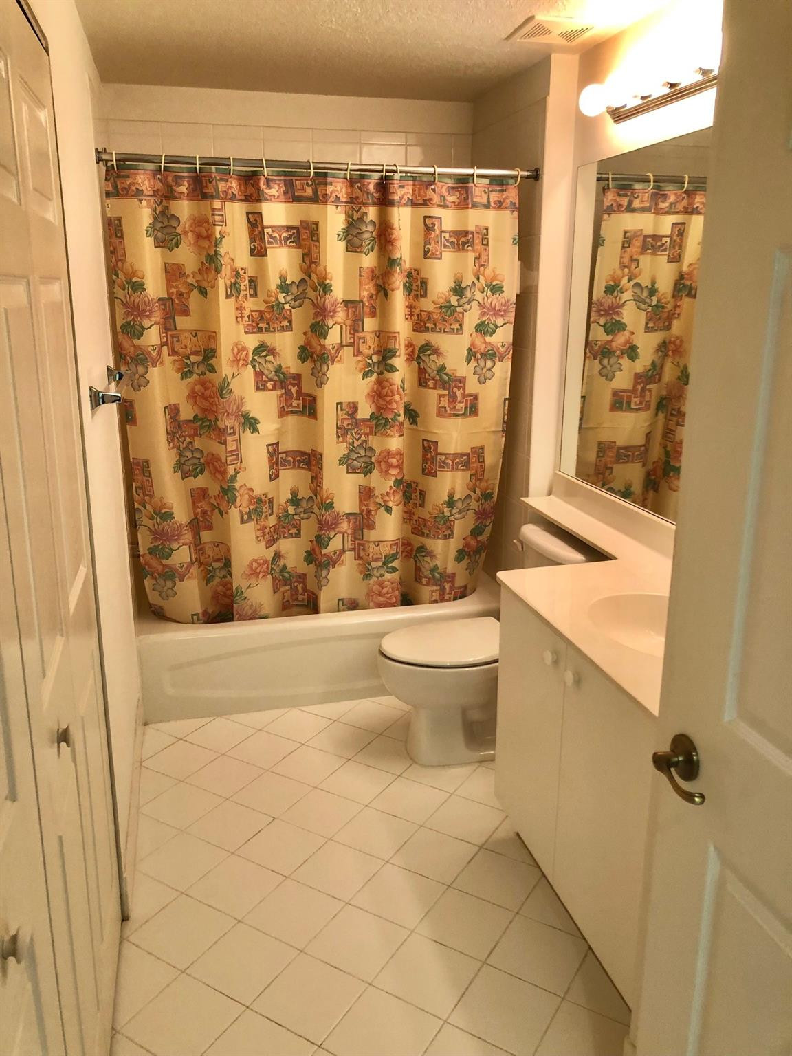 YARDLEY AT KINGS POINT - Residential