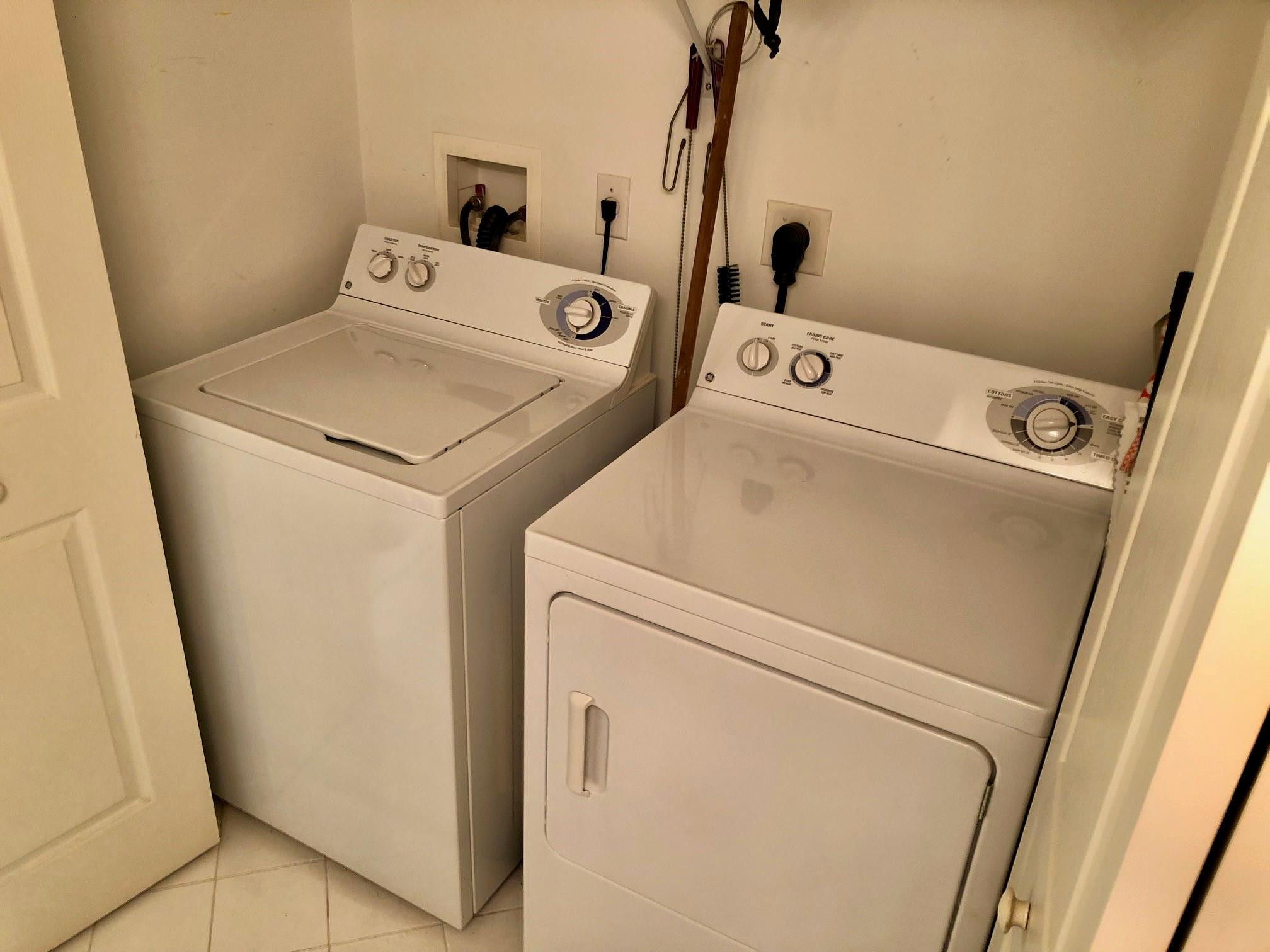 YARDLEY AT KINGS POINT - Residential