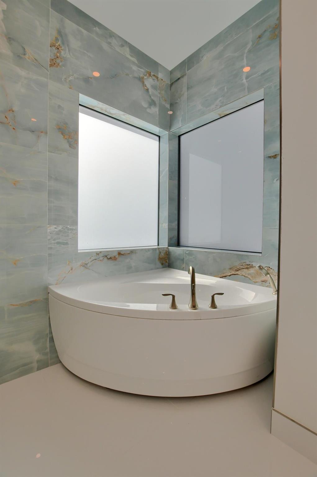 BOCA RATON RIVIERA UNIT A - Residential