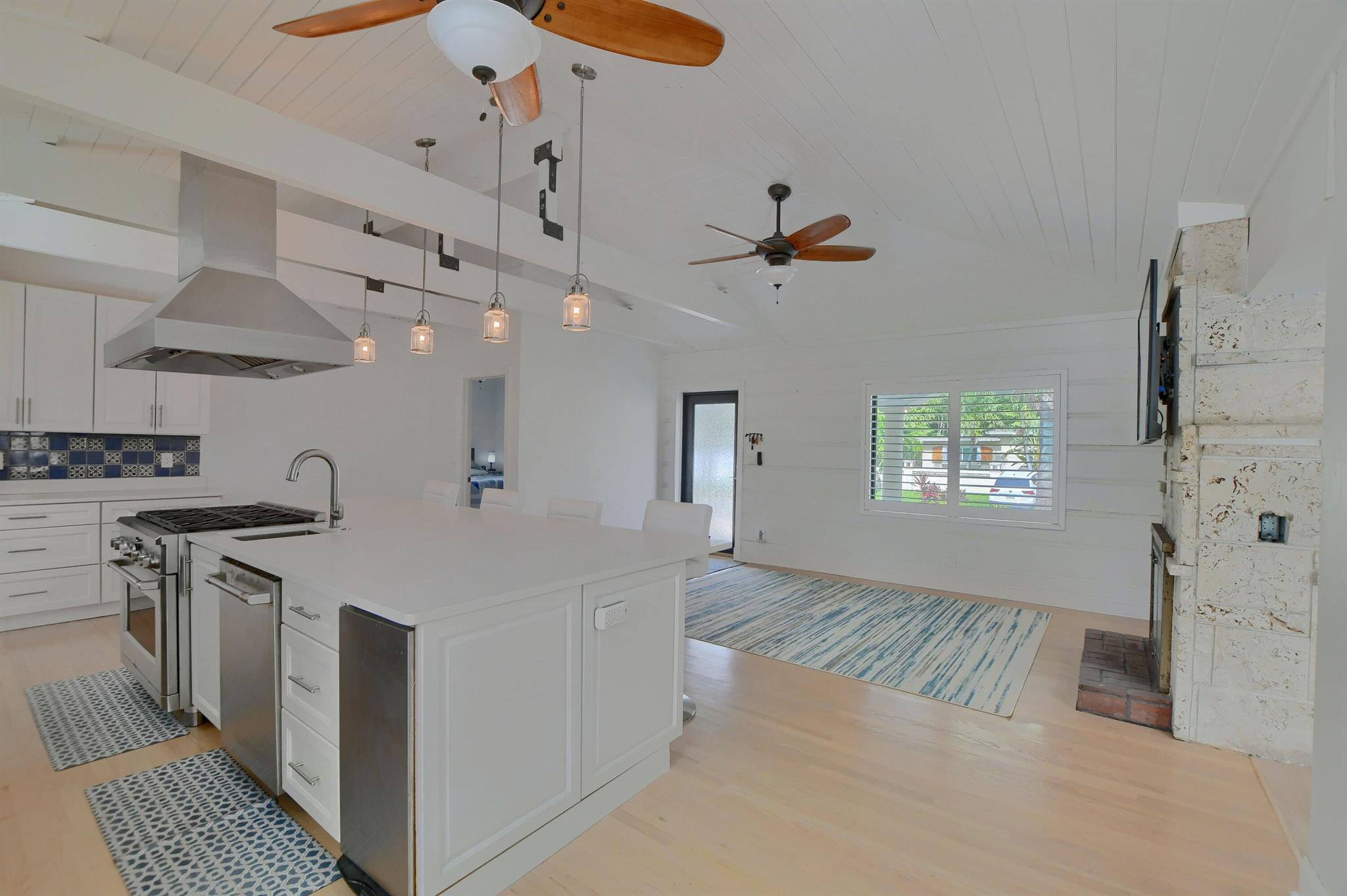 BOCA RATON RIVIERA UNIT A - Residential