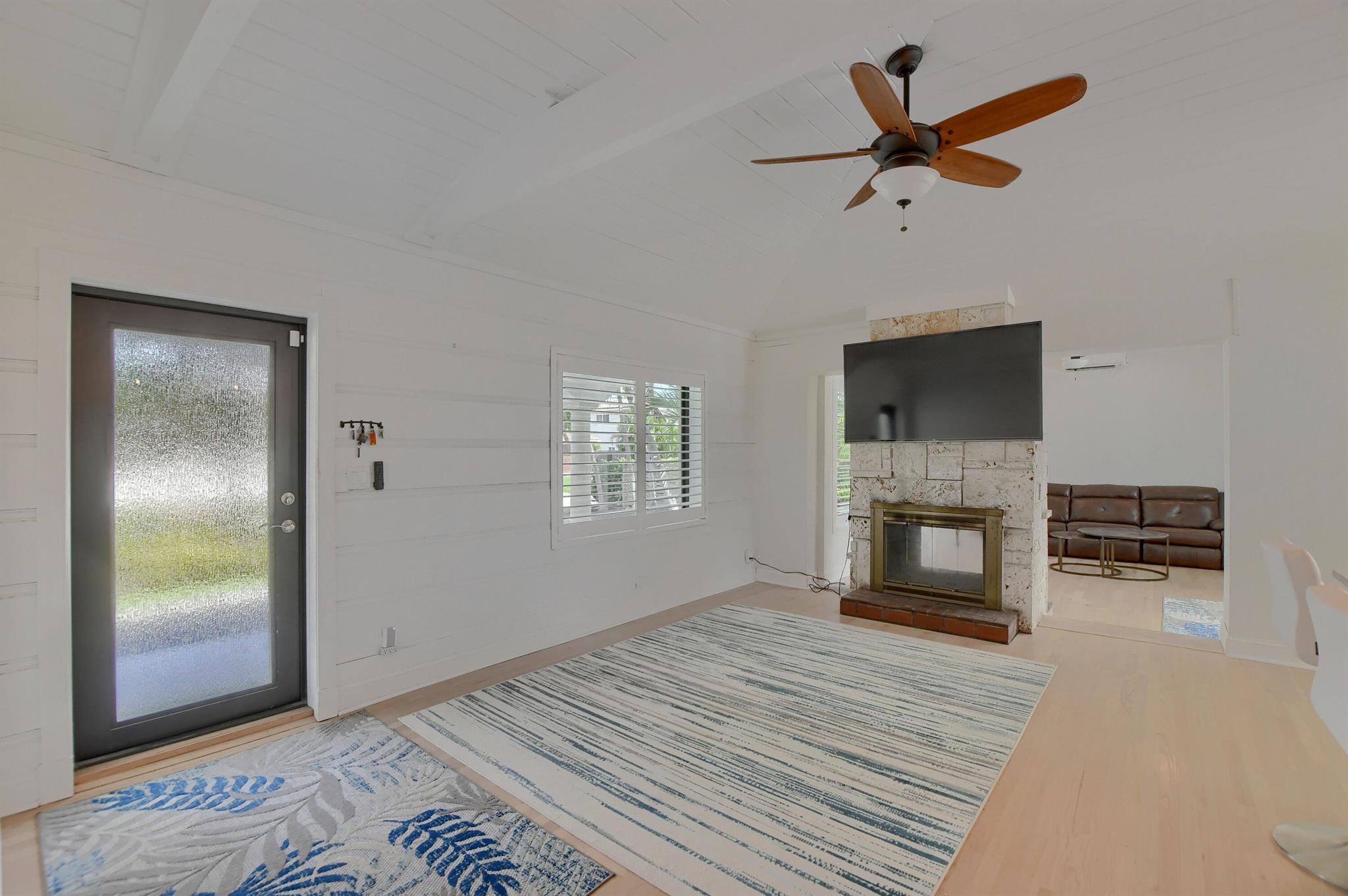 BOCA RATON RIVIERA UNIT A - Residential