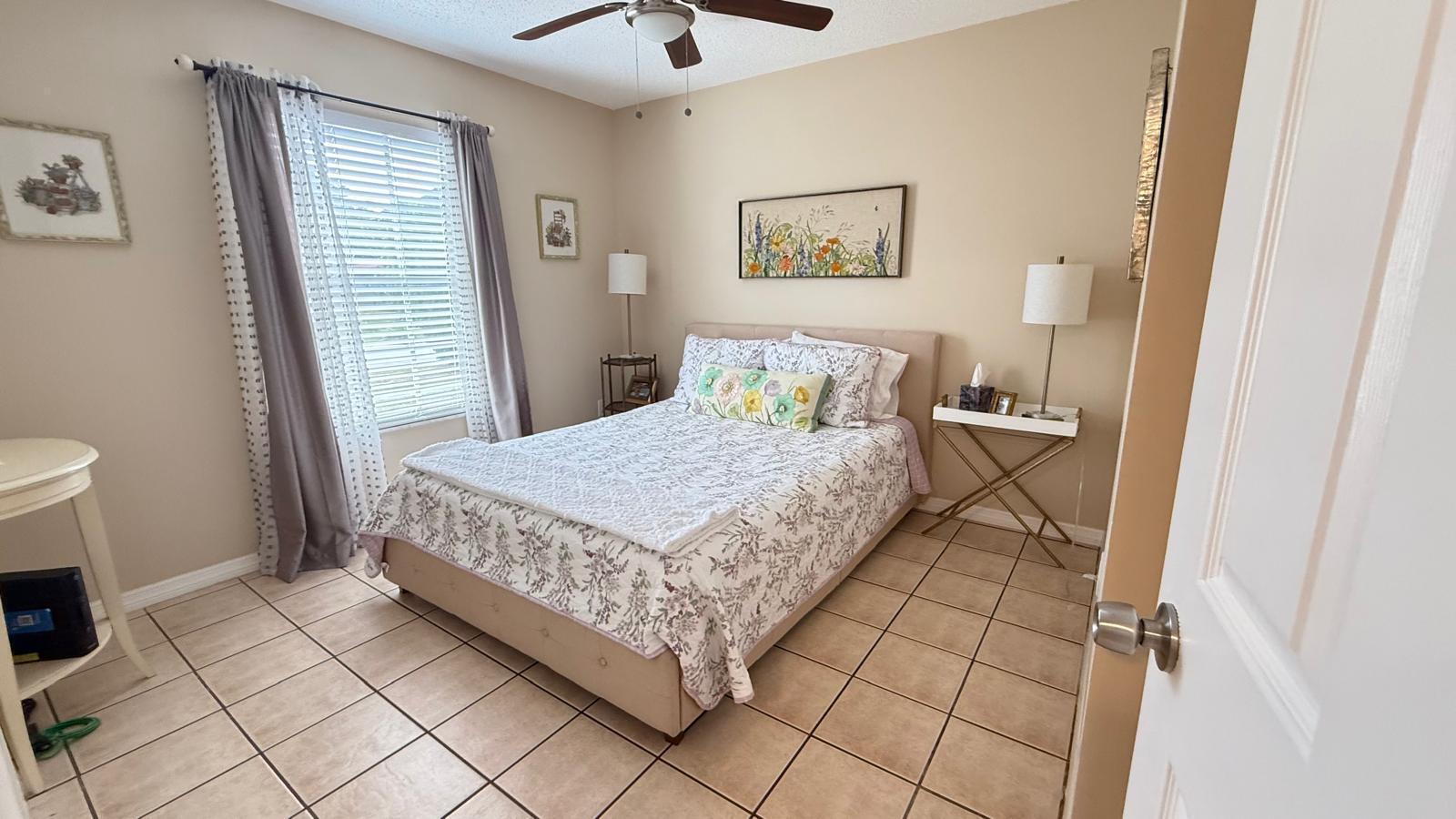 RIVER PARK UNIT 7 - Residential Lease