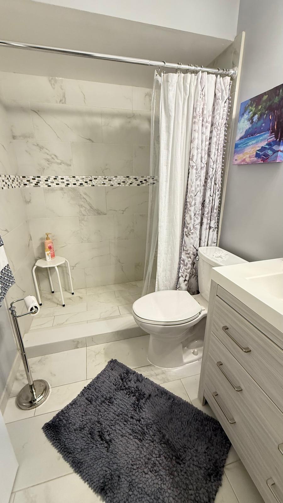 RIVER PARK UNIT 7 - Residential Lease