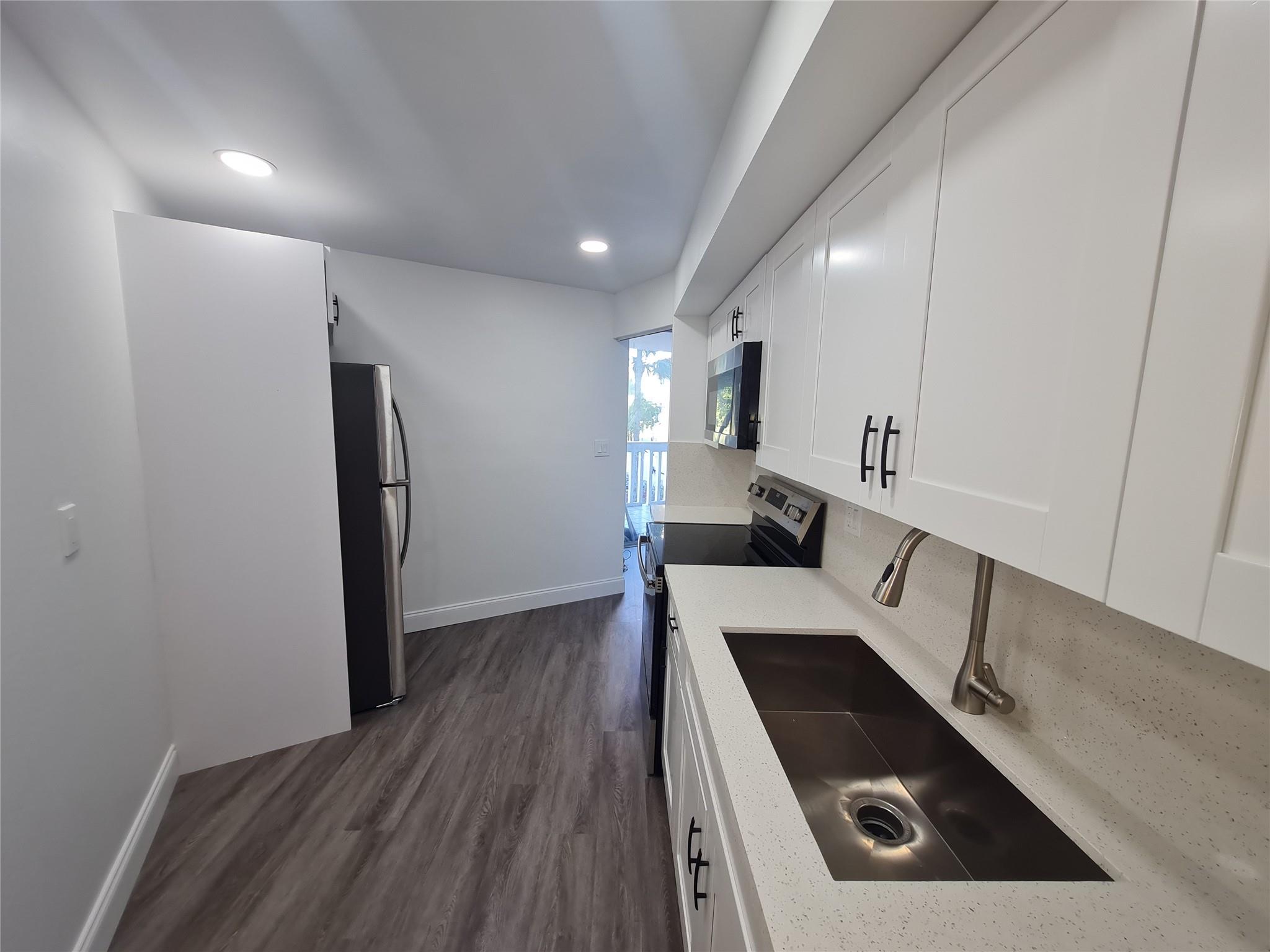 ENVIRON - Residential Lease