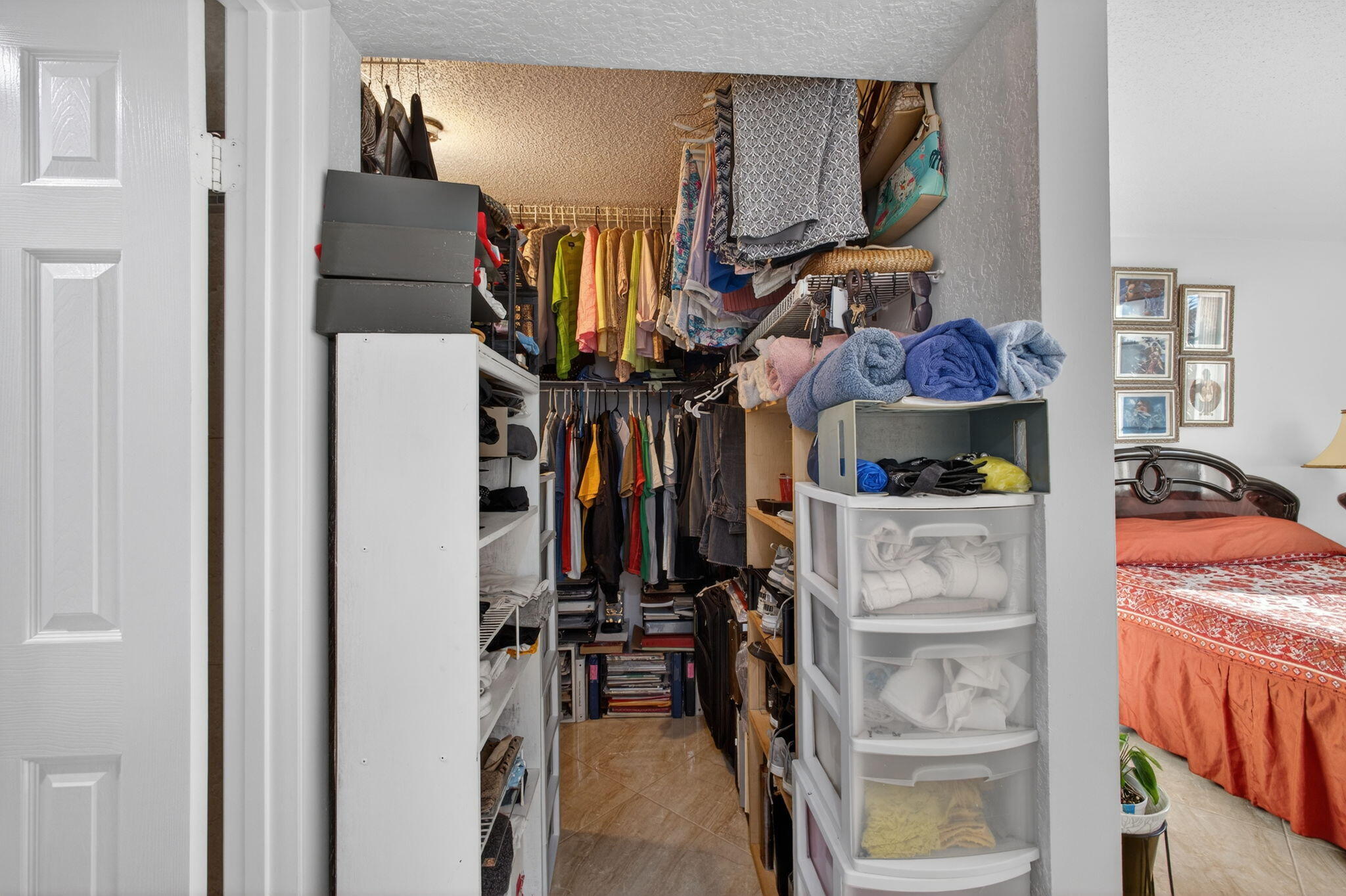 WHITEHALL CONDO OF THE LANDS OF THE PRESIDENT - Residential