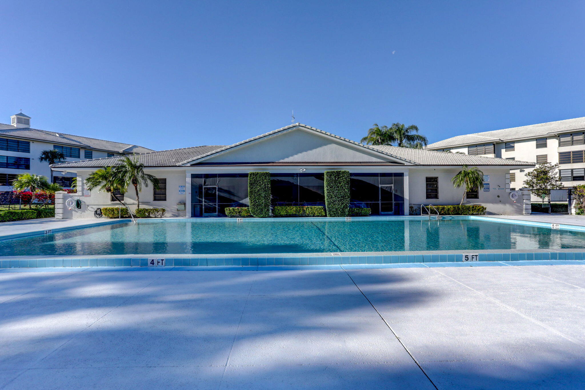 WHITEHALL CONDO OF THE LANDS OF THE PRESIDENT - Residential