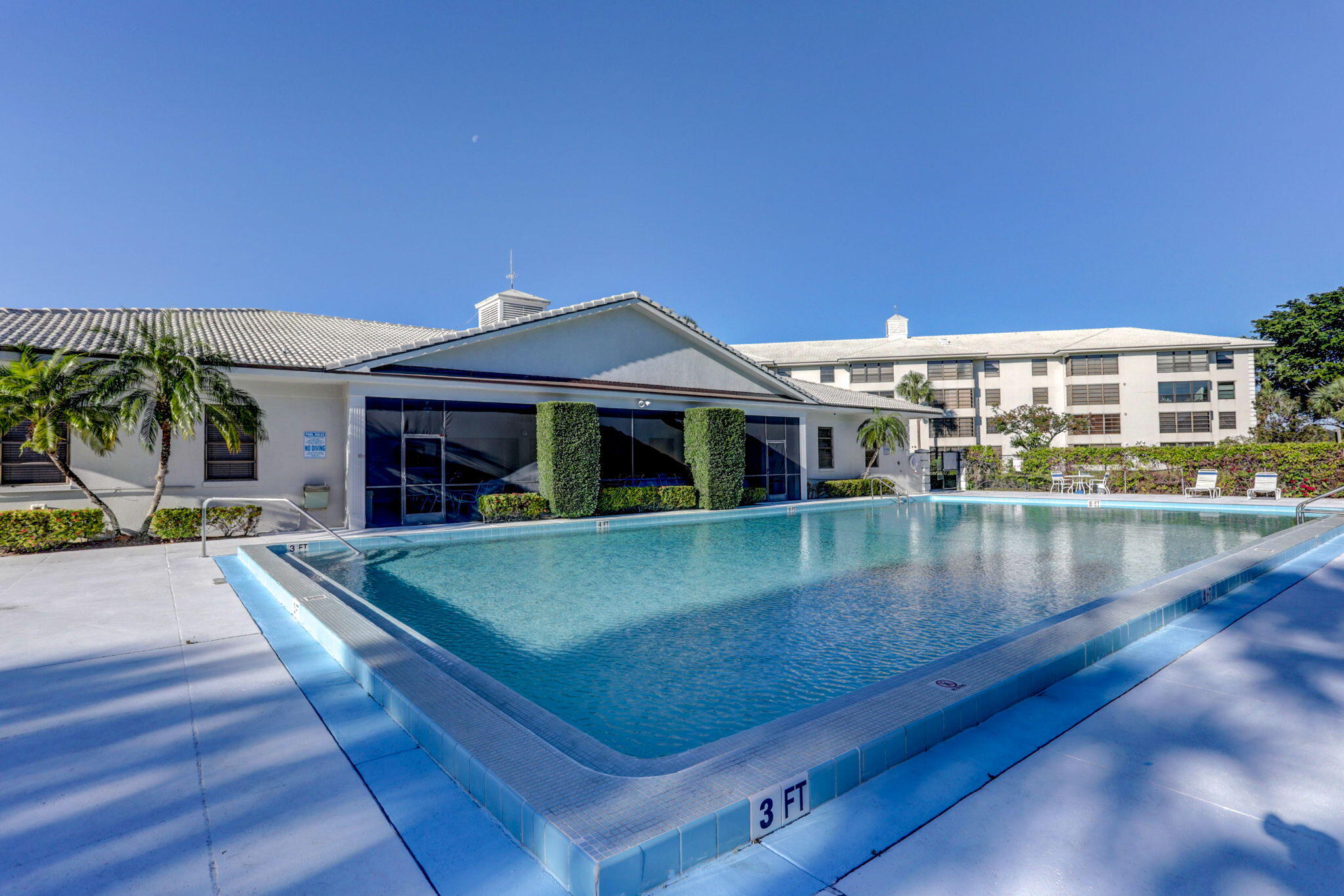 WHITEHALL CONDO OF THE LANDS OF THE PRESIDENT - Residential