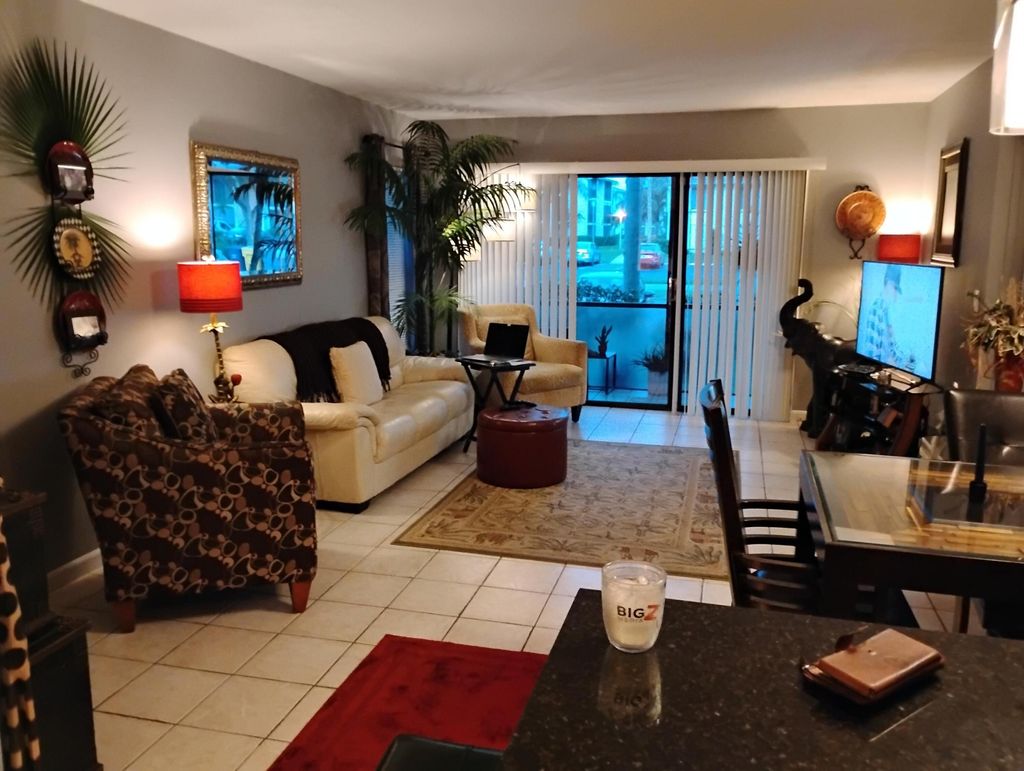 Photo of 1013 Green Pine Boulevard #D1, West Palm Beach, FL 33409 (MLS # R11159238)