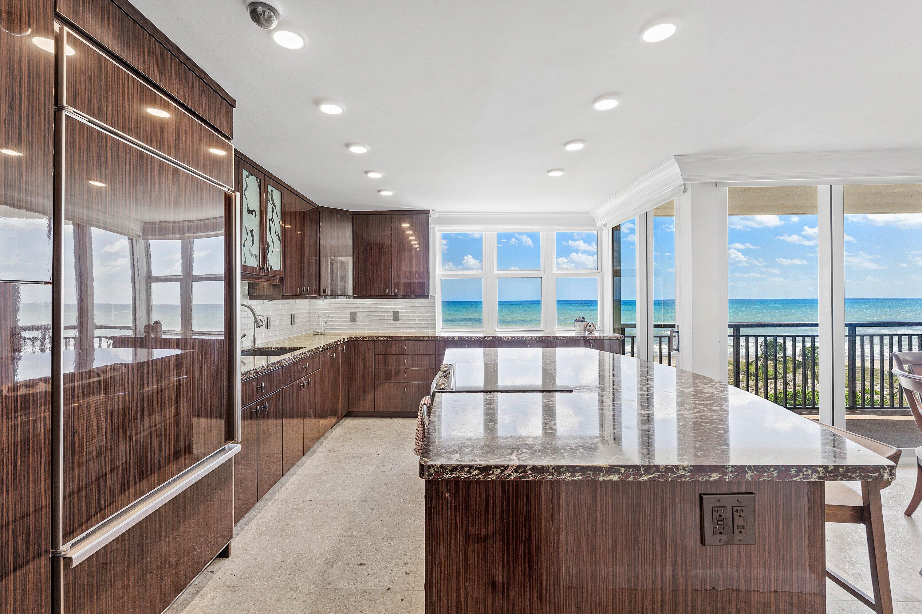 2000 S OCEAN Boulevard 6A