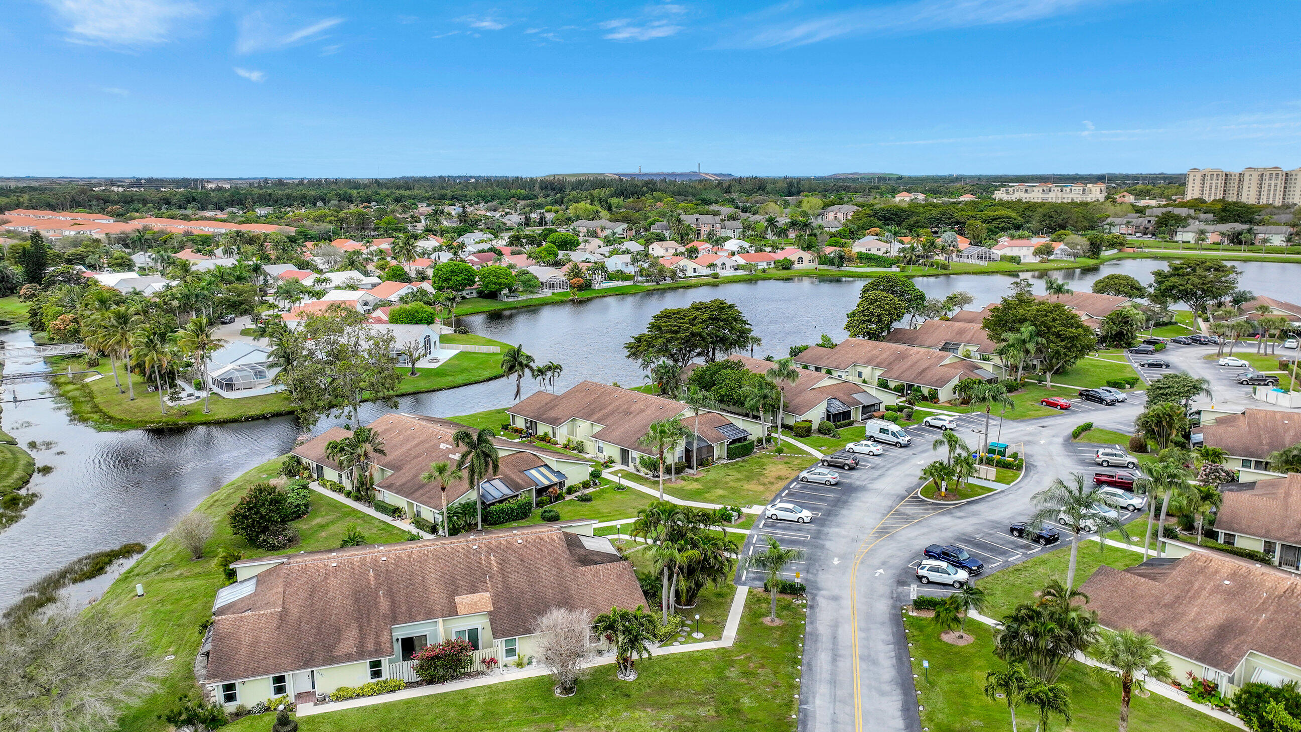 LAKESIDE GREEN 2 - Residential