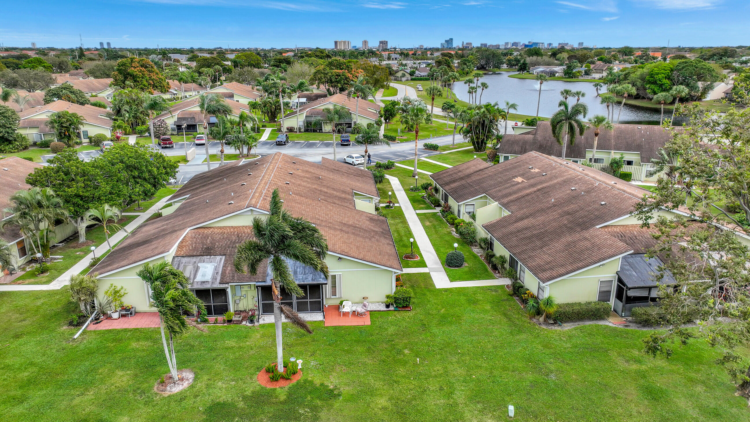 LAKESIDE GREEN 2 - Residential