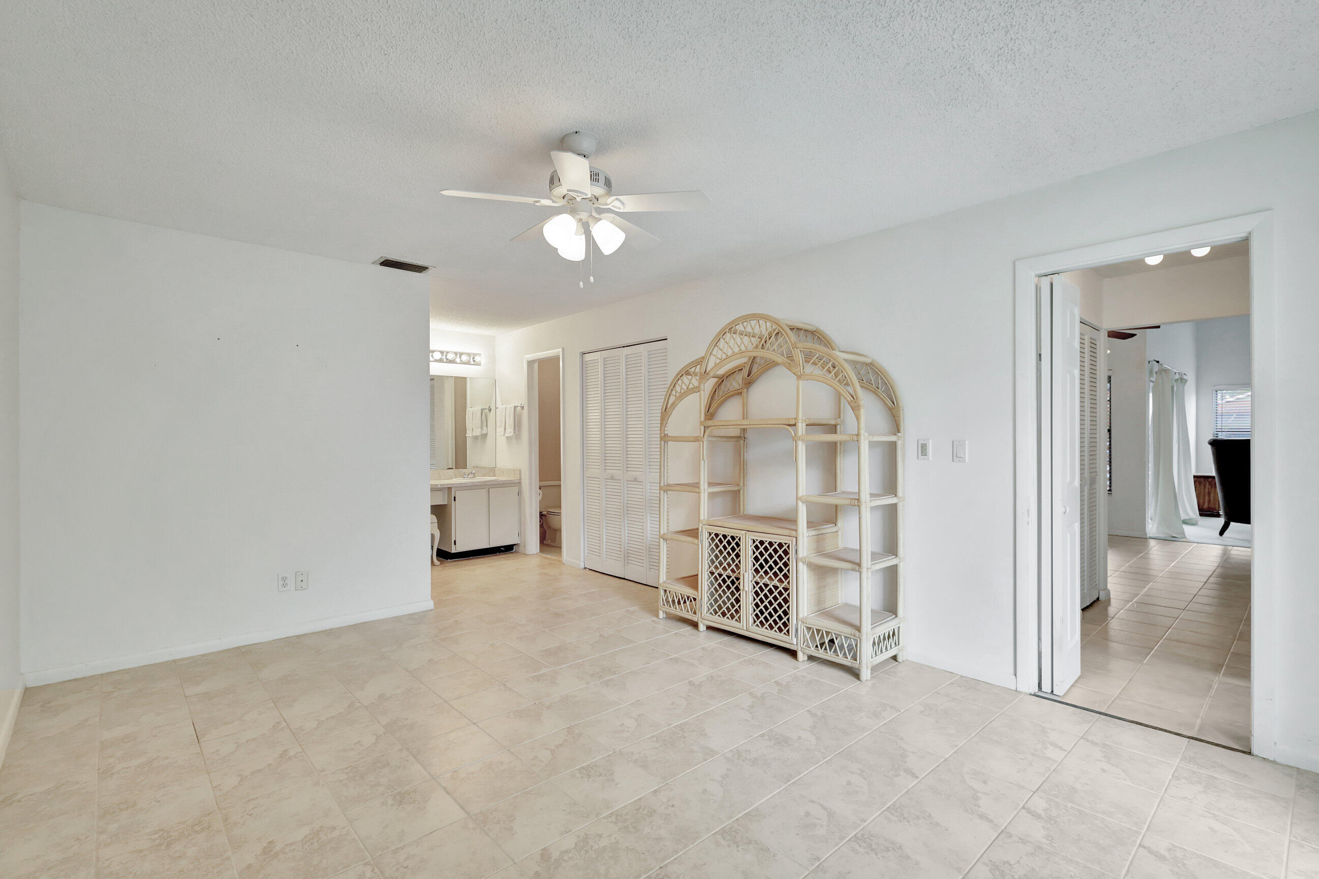 LAKESIDE GREEN 2 - Residential