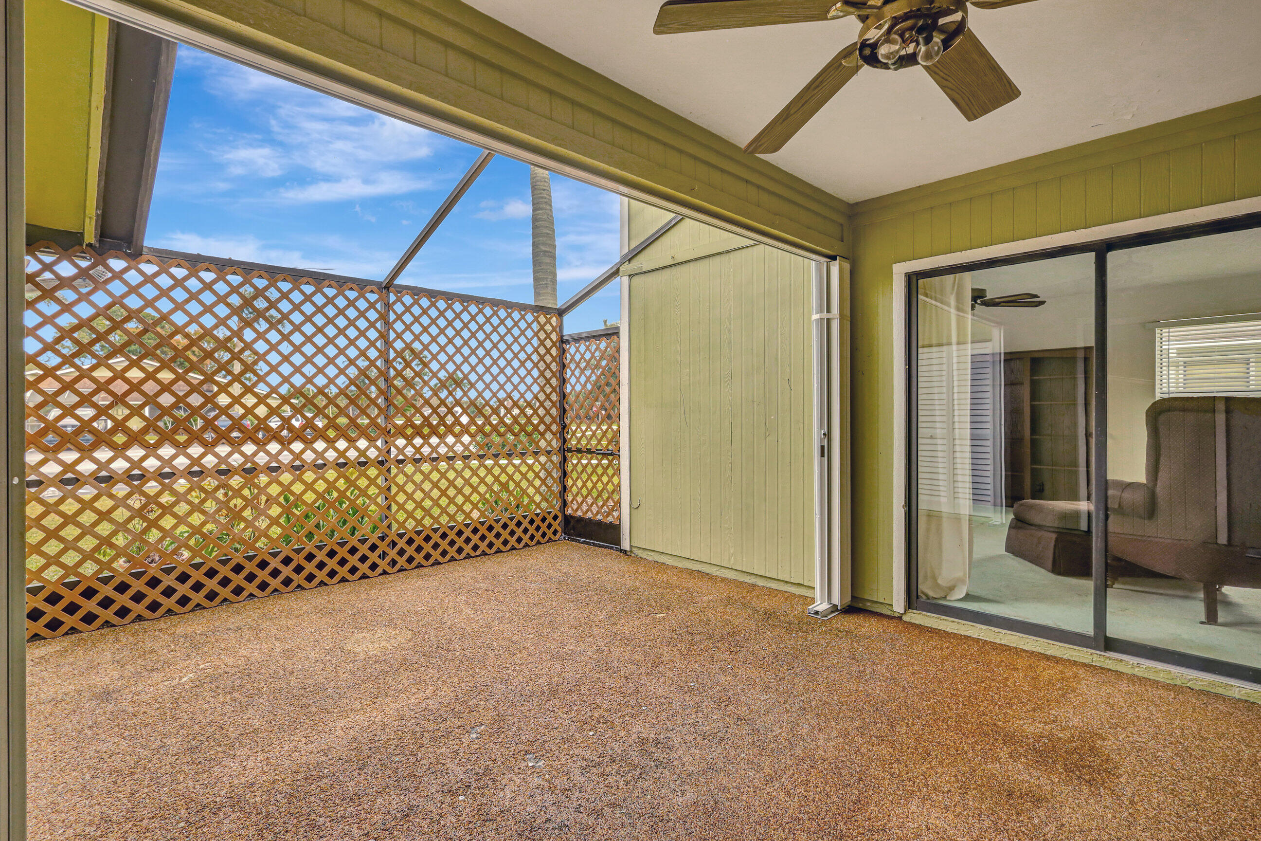 LAKESIDE GREEN 2 - Residential