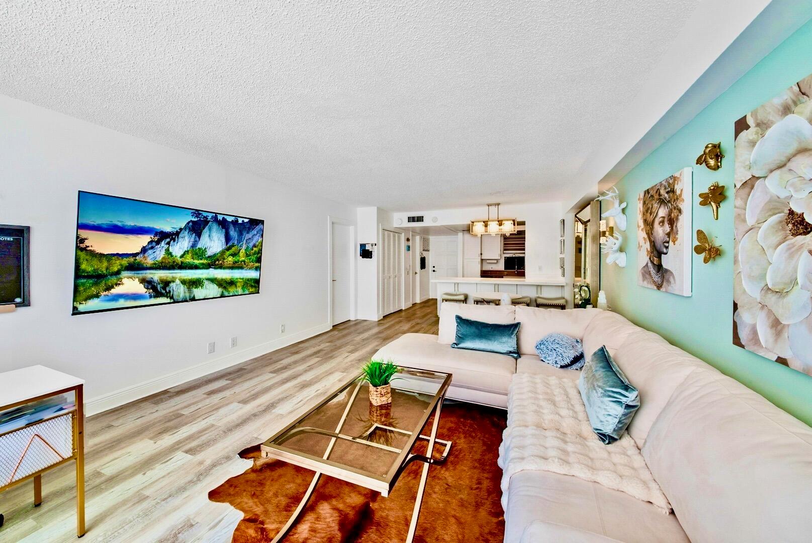 TUSCANY OF PALM BEACH - Residential