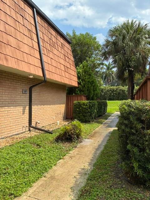 Photo of 207 LIVE OAK Lane #., Boynton Beach, FL 33436 (MLS # B26086627)