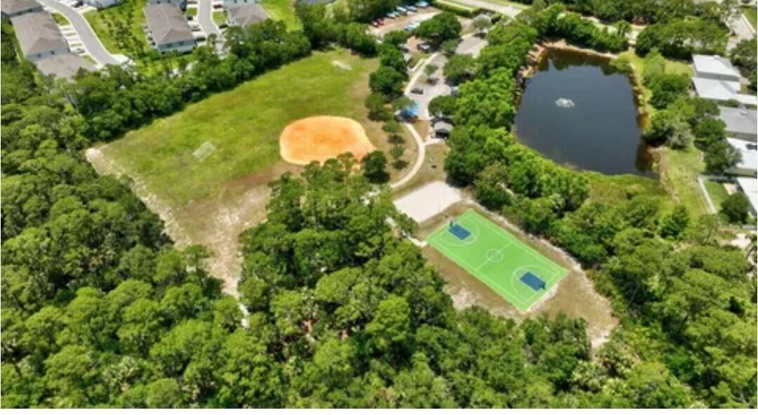 RIVER PLACE ON THE ST LUC - Residential