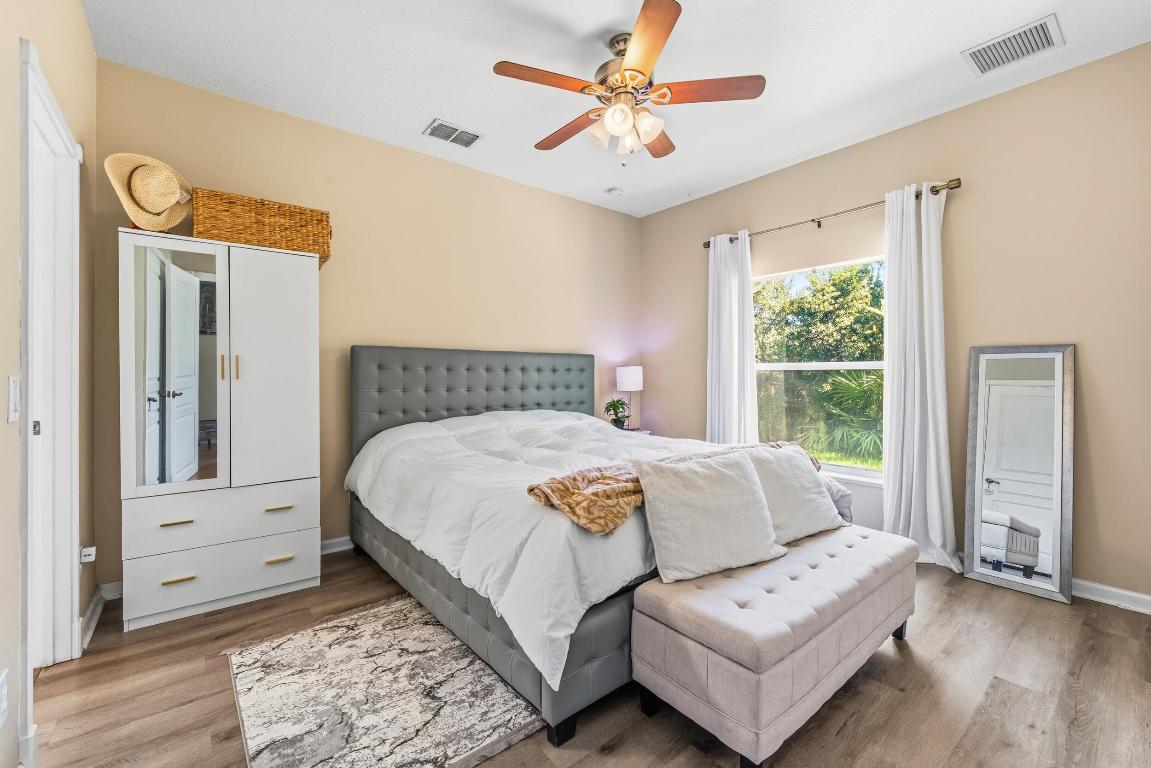 RIVER PLACE ON THE ST LUCIE NO 5 - Residential