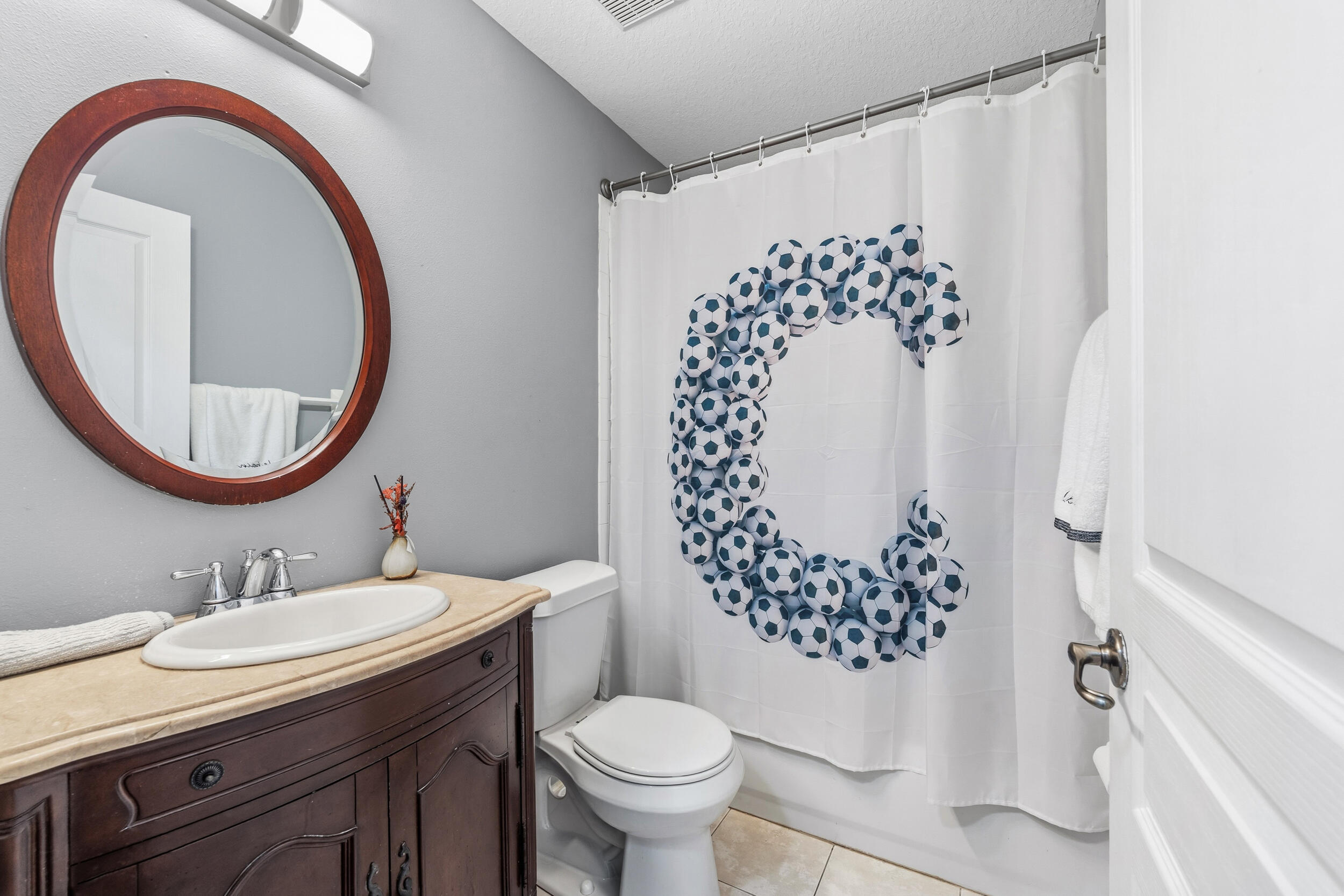 RIVER PLACE ON THE ST LUCIE NO 5 - Residential