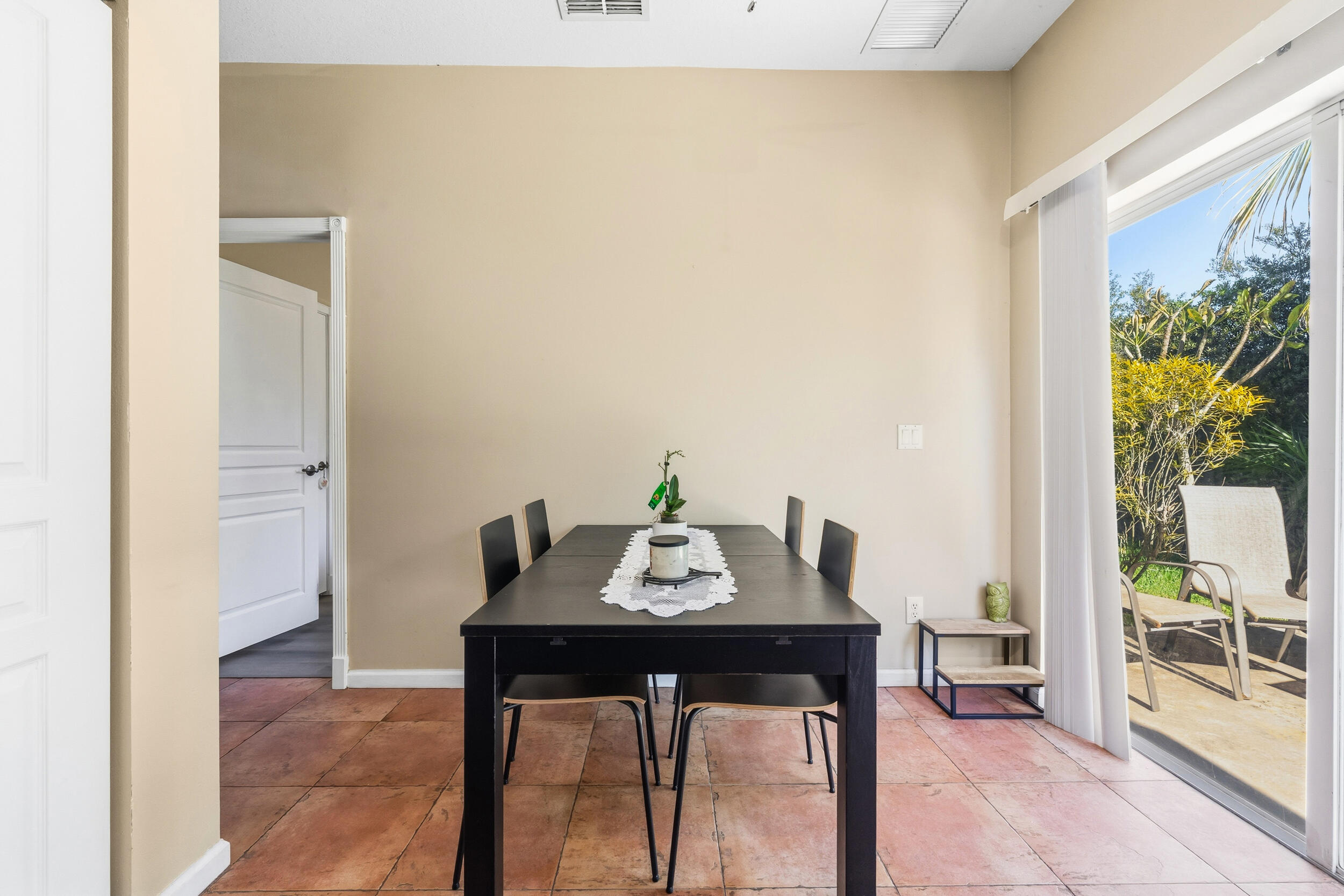 RIVER PLACE ON THE ST LUCIE NO 5 - Residential