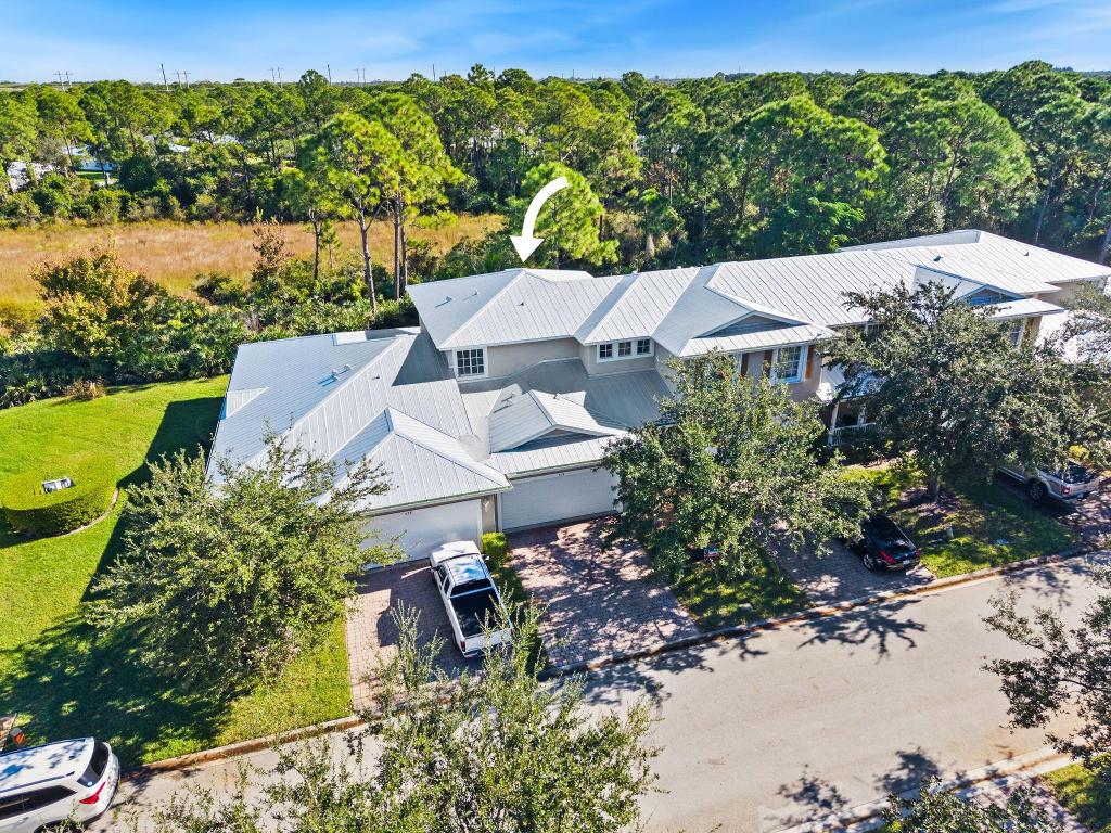 RIVER PLACE ON THE ST LUCIE NO 5 - Residential