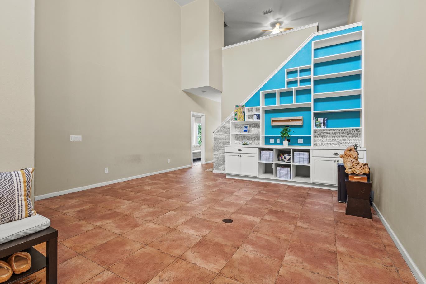 RIVER PLACE ON THE ST LUC - Residential