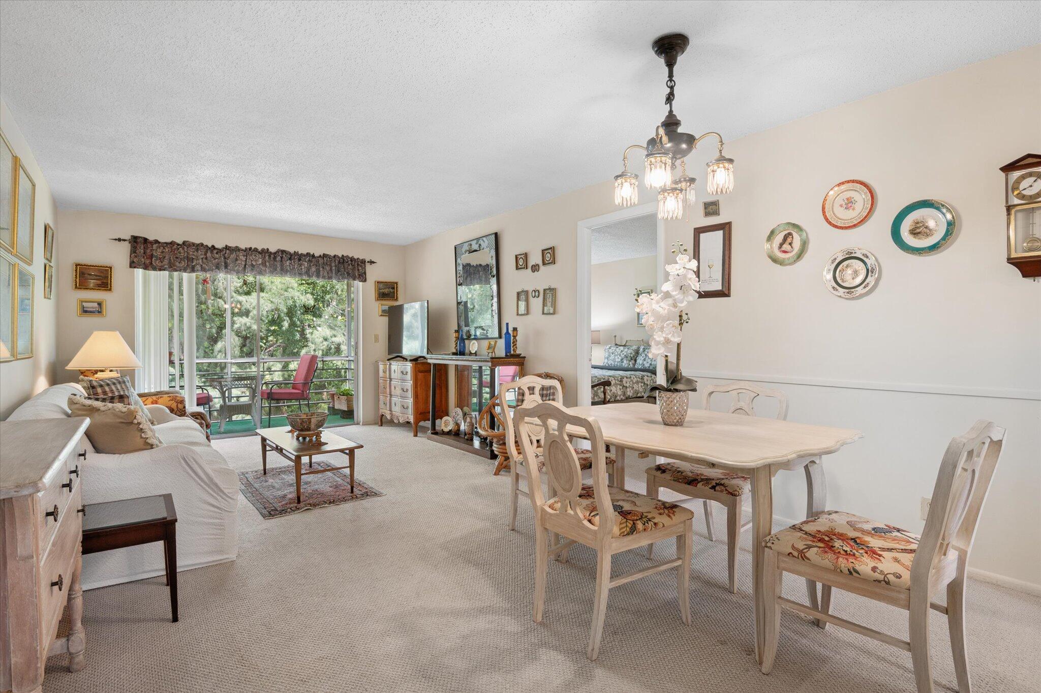 473 Lake Frances Drive, West Palm Beach FL 33411